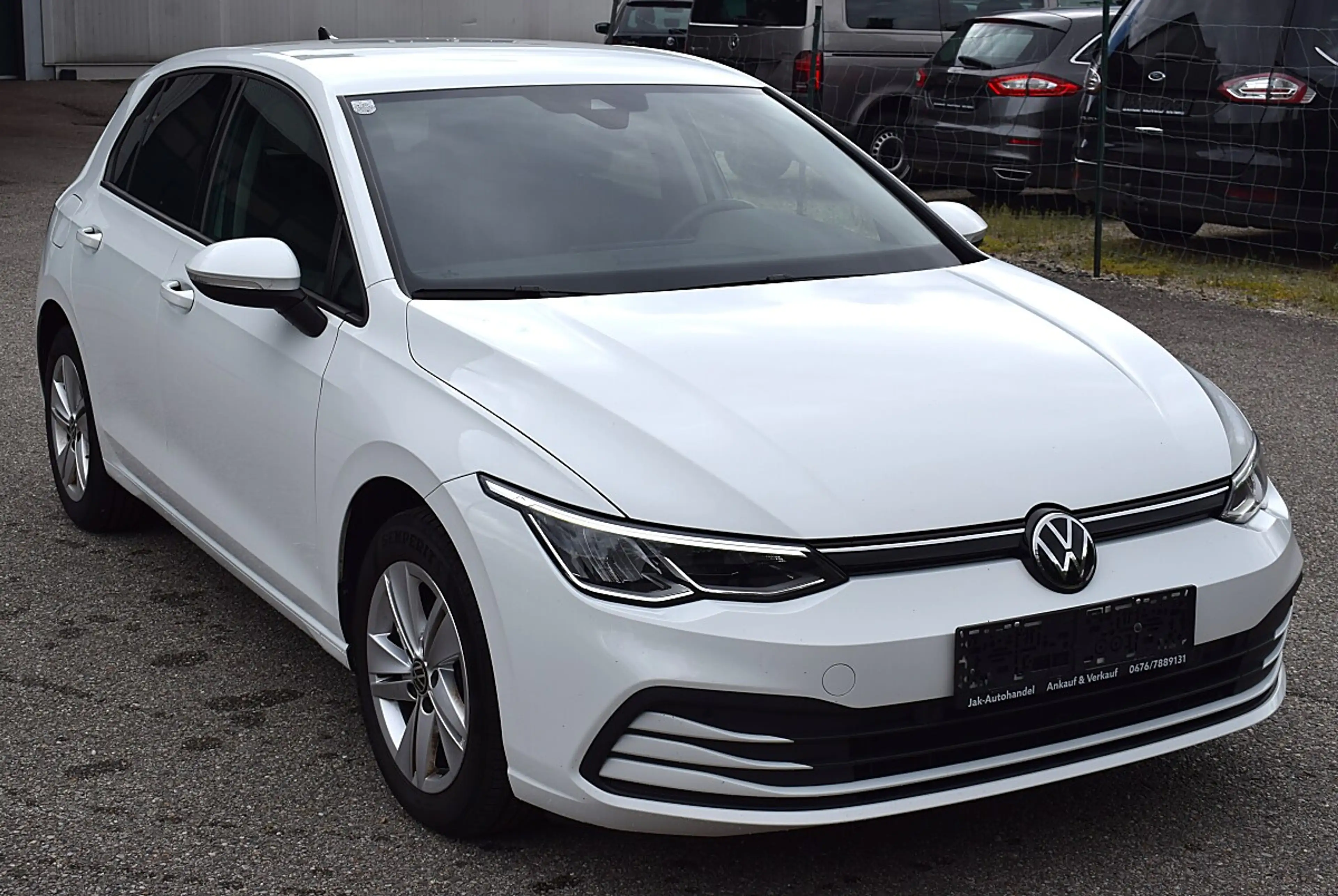 Volkswagen Golf 2,0 TDI Life DSG — photo 3