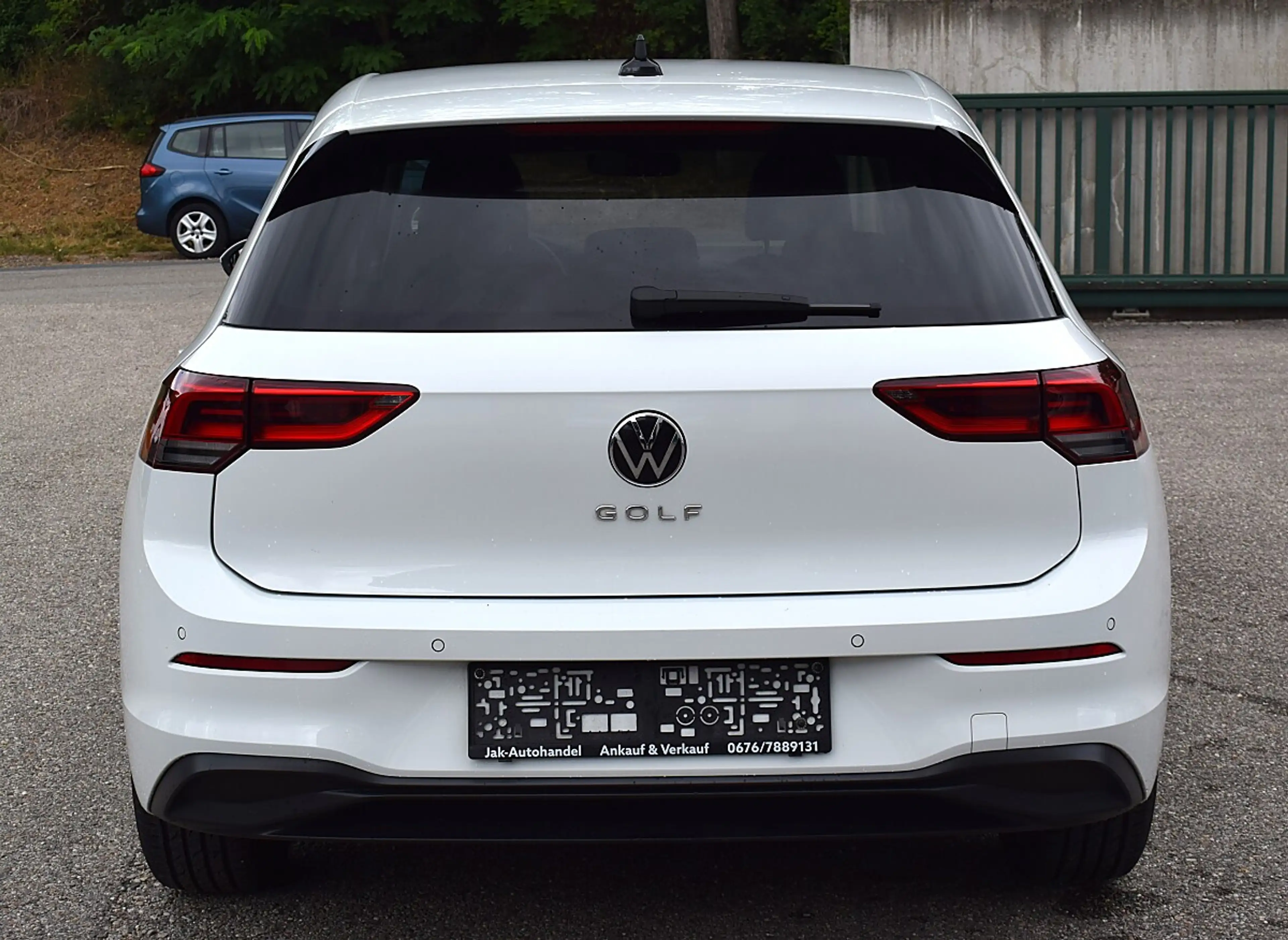 Volkswagen Golf 2,0 TDI Life DSG — photo 6