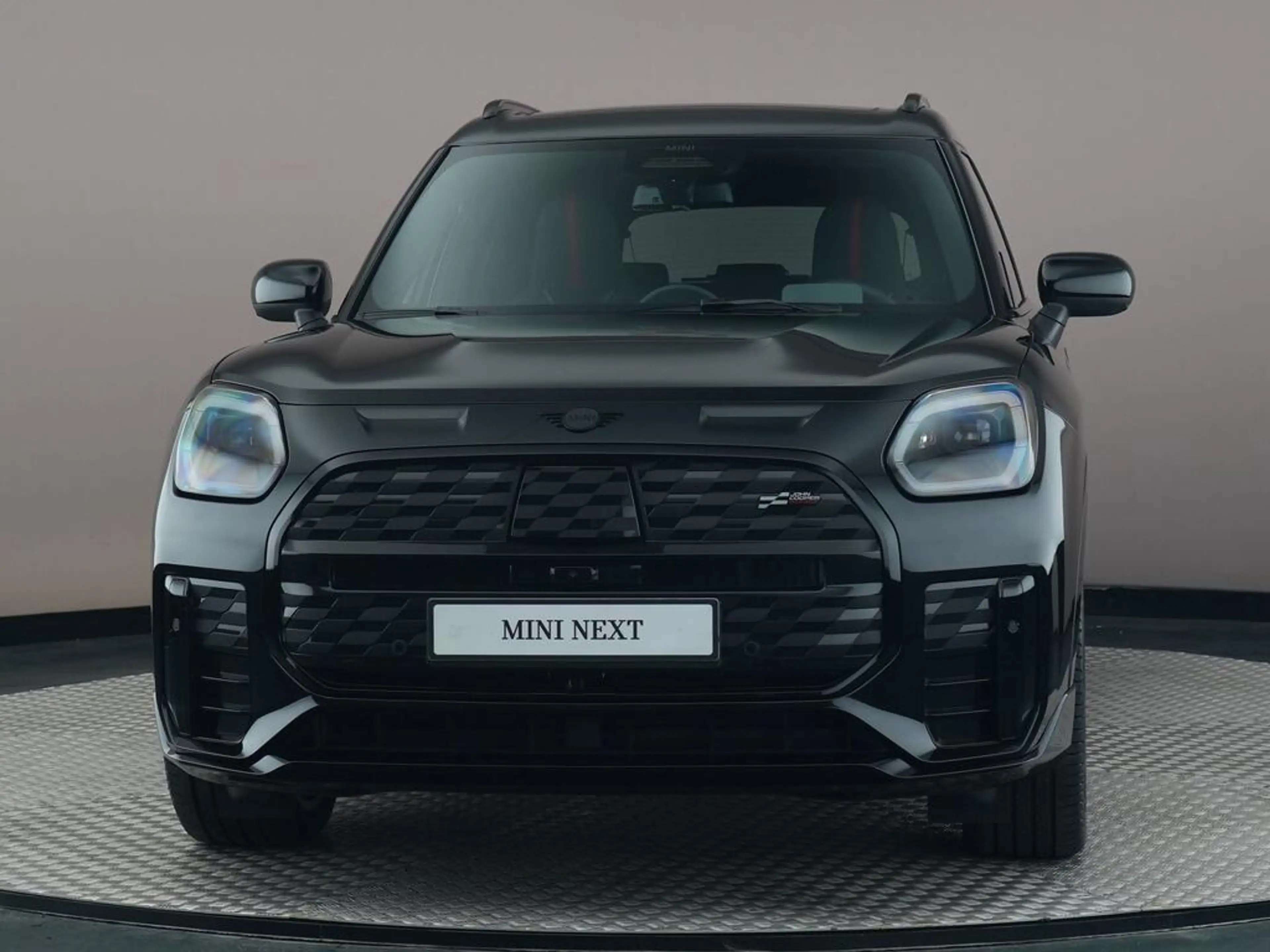 MINI John Cooper Works Countryman SE ALL4 XL 66.5 kWh — photo 2