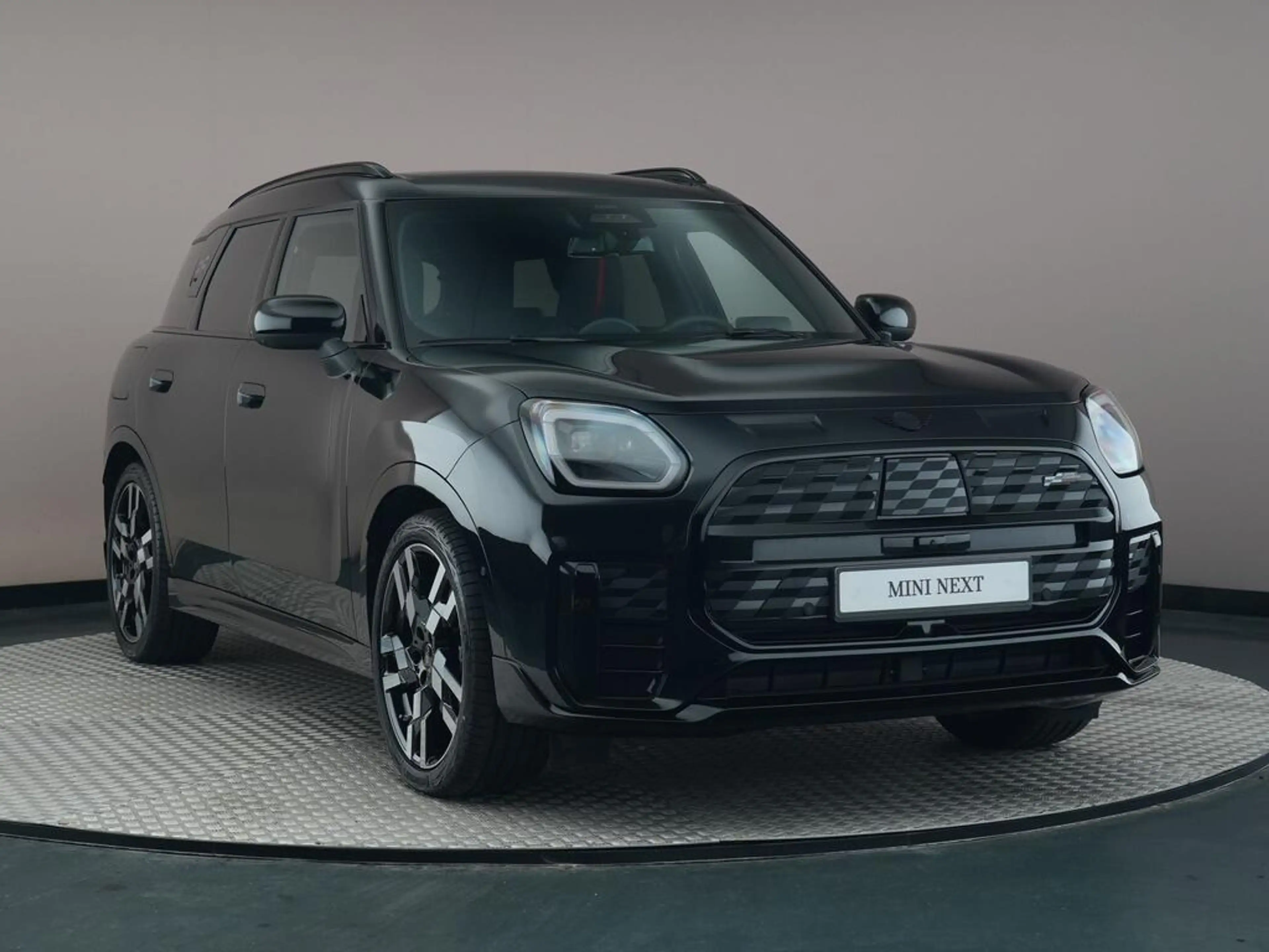 MINI John Cooper Works Countryman SE ALL4 XL 66.5 kWh — photo 3