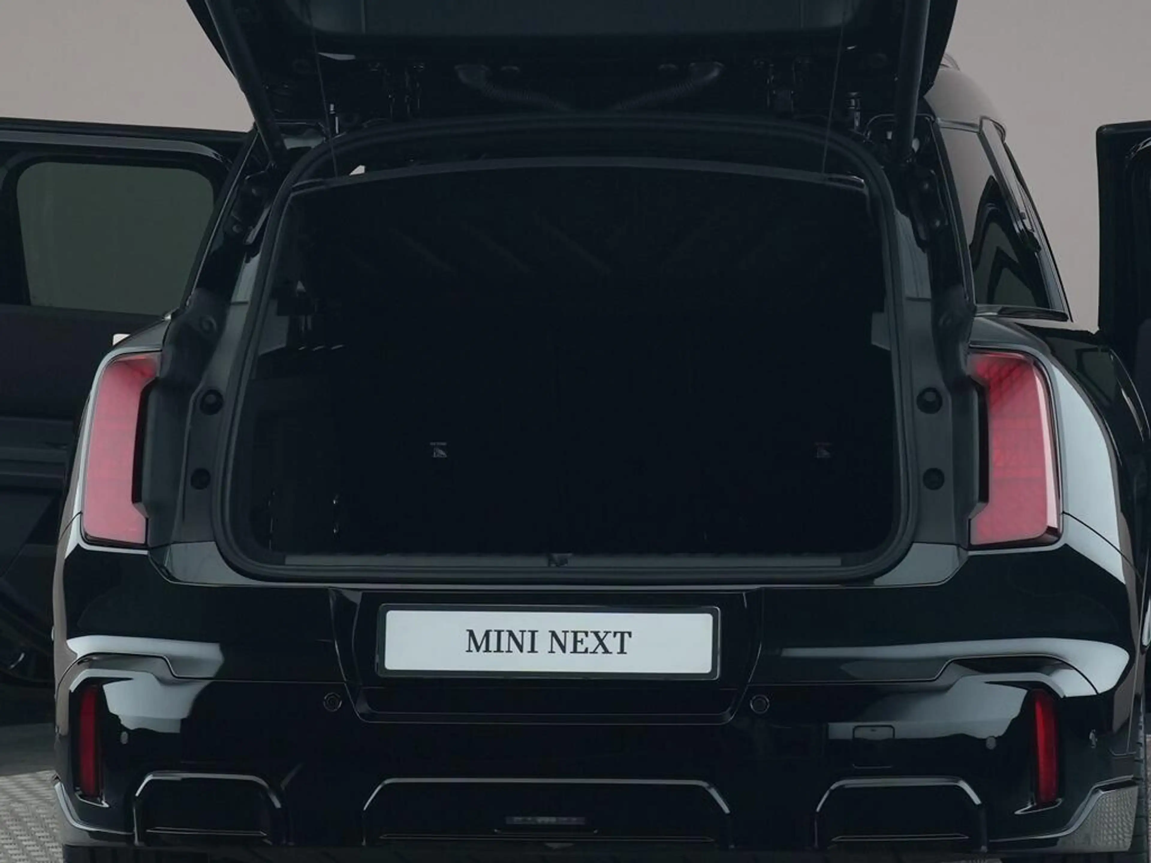MINI John Cooper Works Countryman SE ALL4 XL 66.5 kWh — photo 12