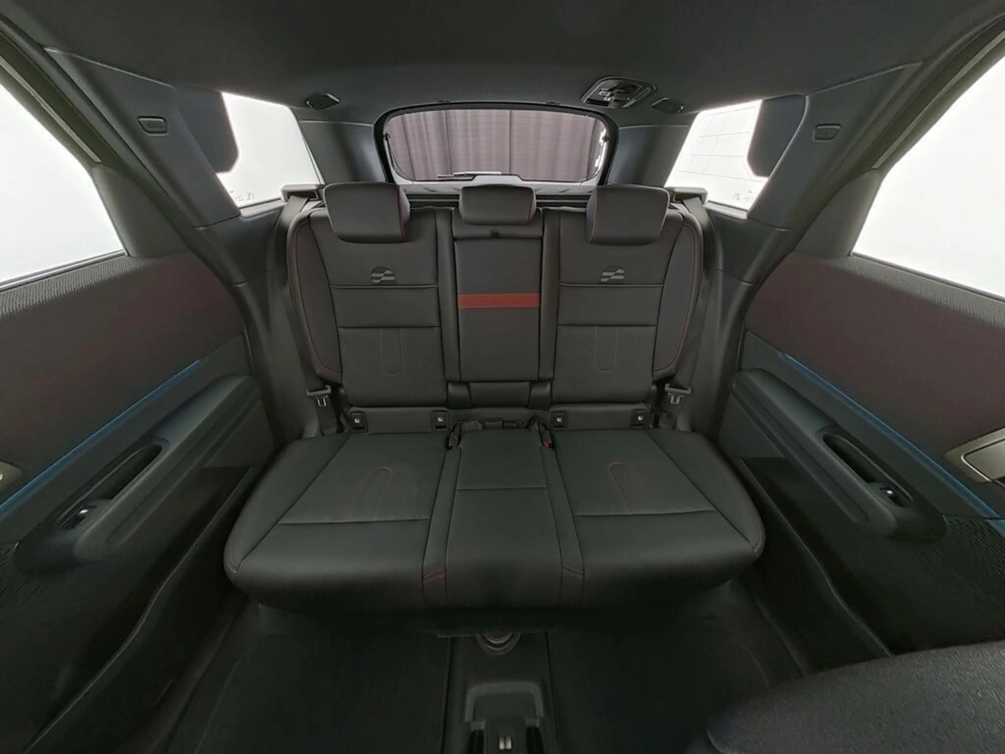 MINI John Cooper Works Countryman SE ALL4 XL 66.5 kWh — photo 6