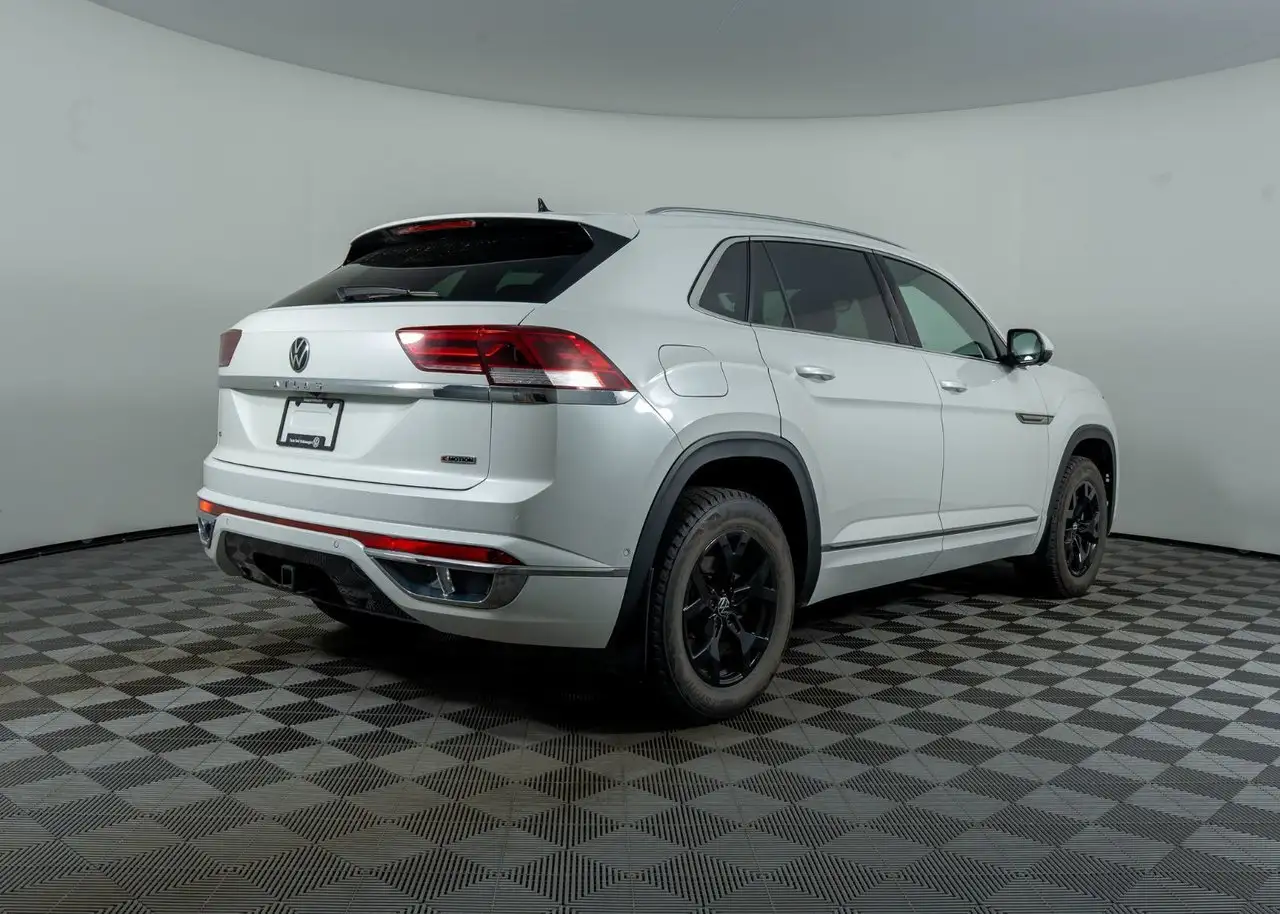 Volkswagen Atlas снимка Volkswagen Atlas