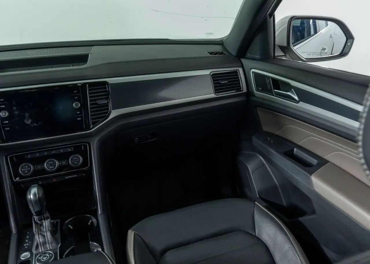 Volkswagen Atlas снимка Volkswagen Atlas