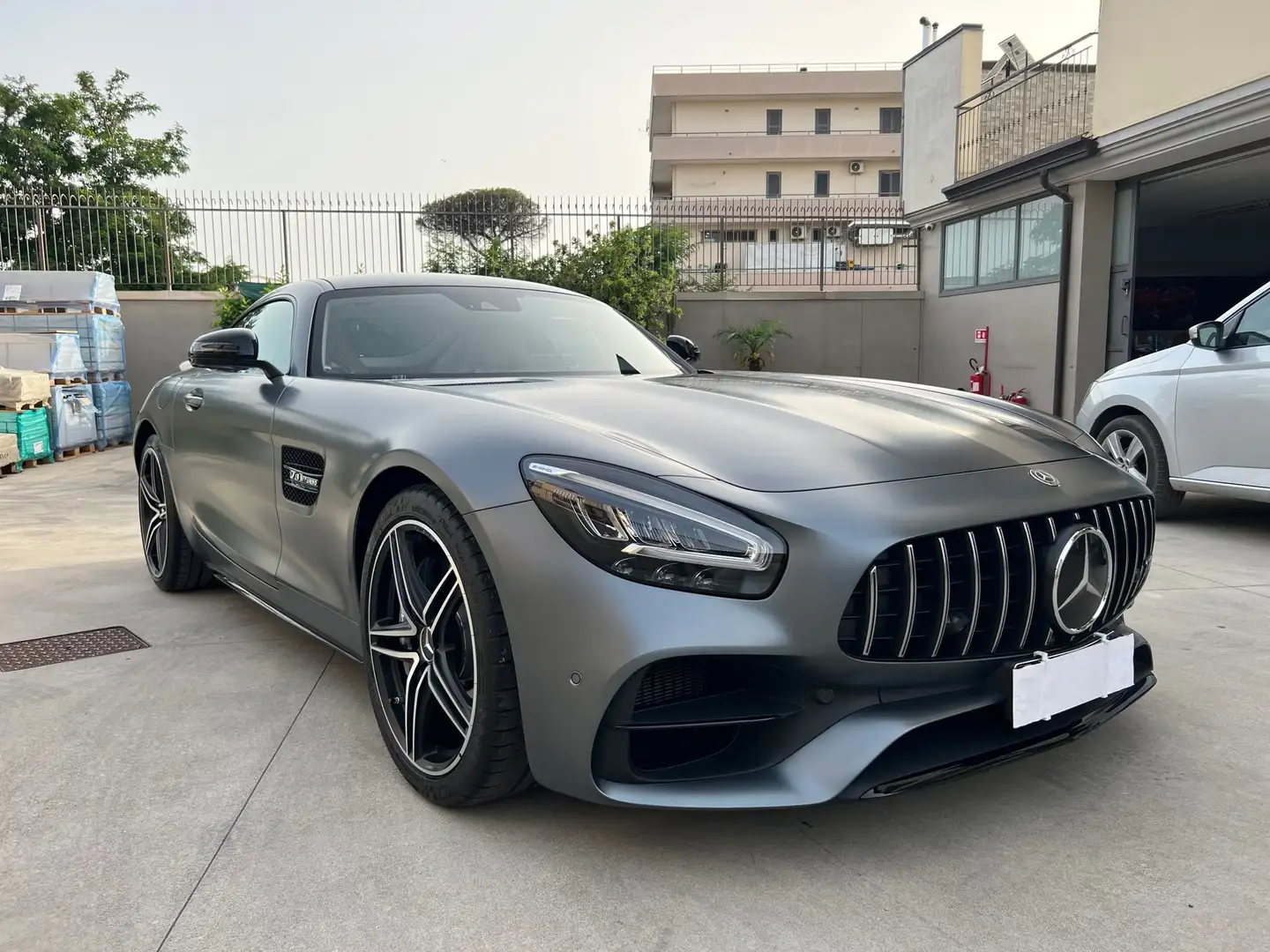 Mercedes-Benz AMG GT AMG GT 4.0 476cv auto my19 Gris - 1