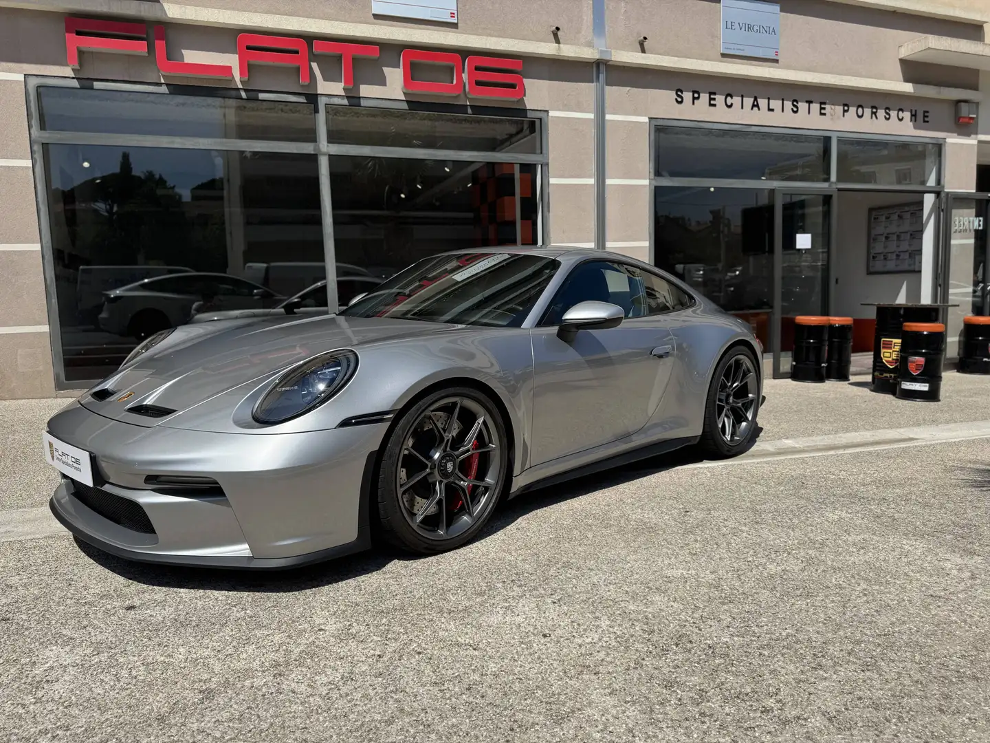 Porsche 911 VI (992) 4.0 510ch GT3 Pack Touring PDK Argento - 1