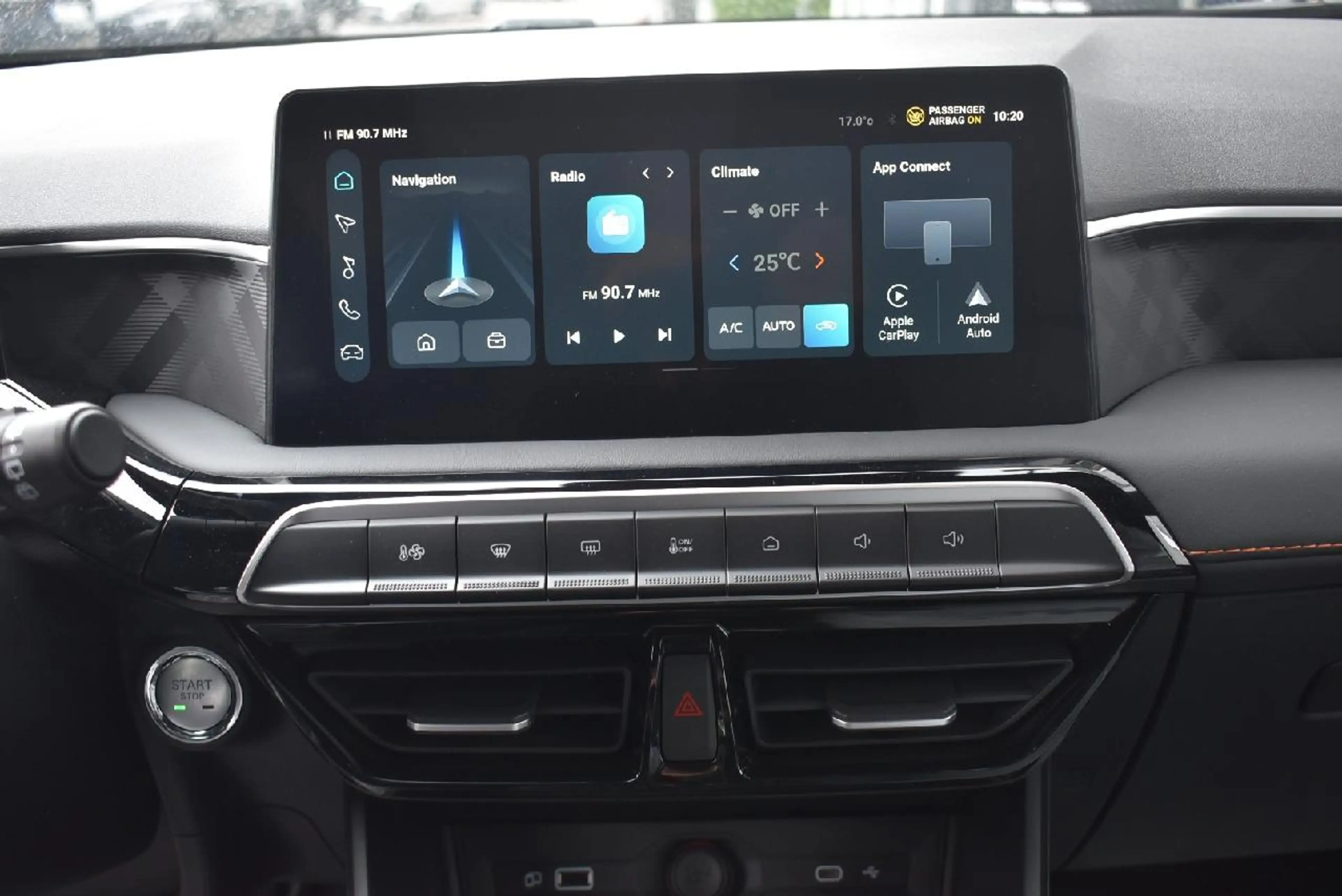 MG MG3 1.5 Hybrid+ 143kW Luxury — photo 12