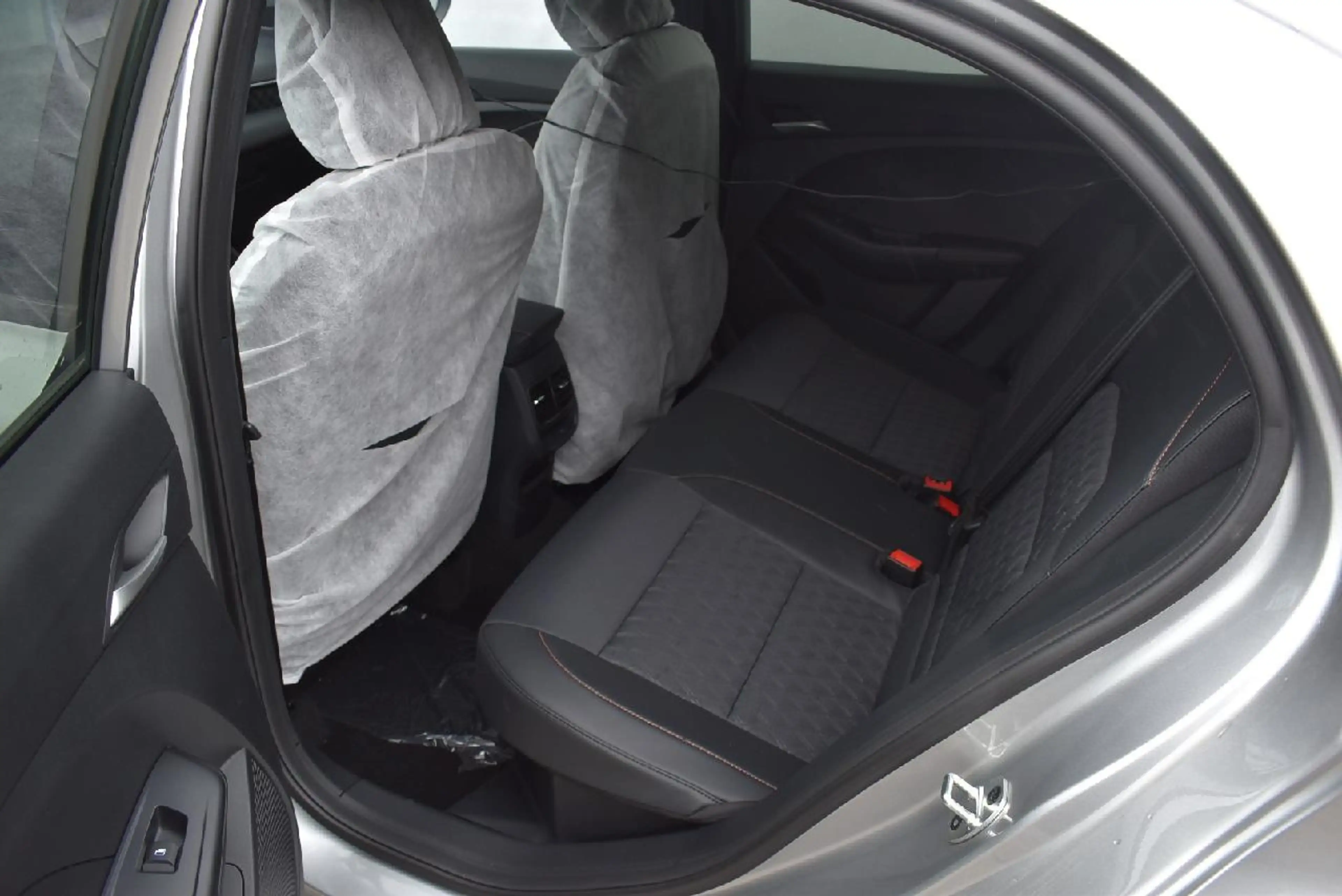 MG MG3 1.5 Hybrid+ 143kW Luxury — photo 7