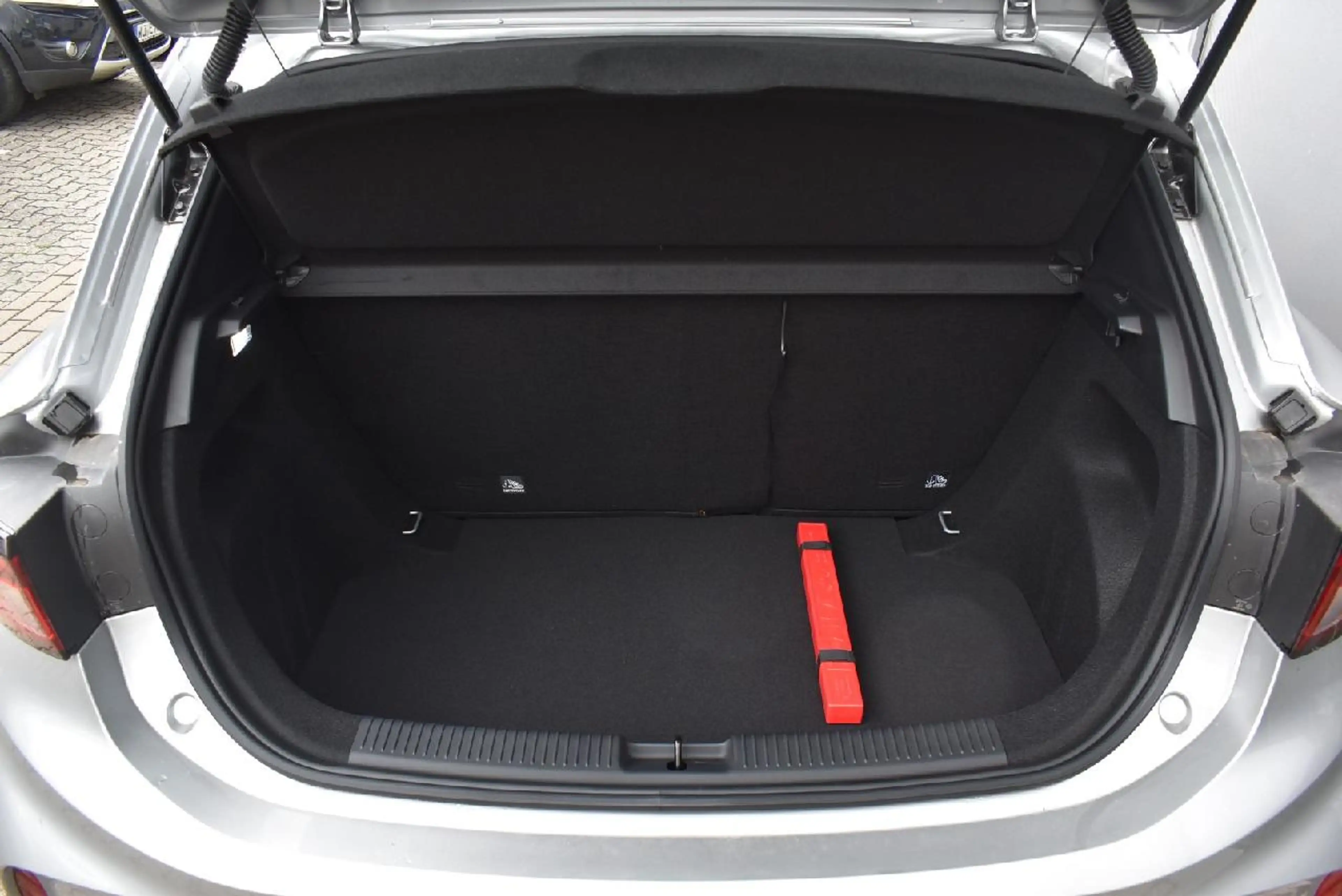 MG MG3 1.5 Hybrid+ 143kW Luxury — photo 6
