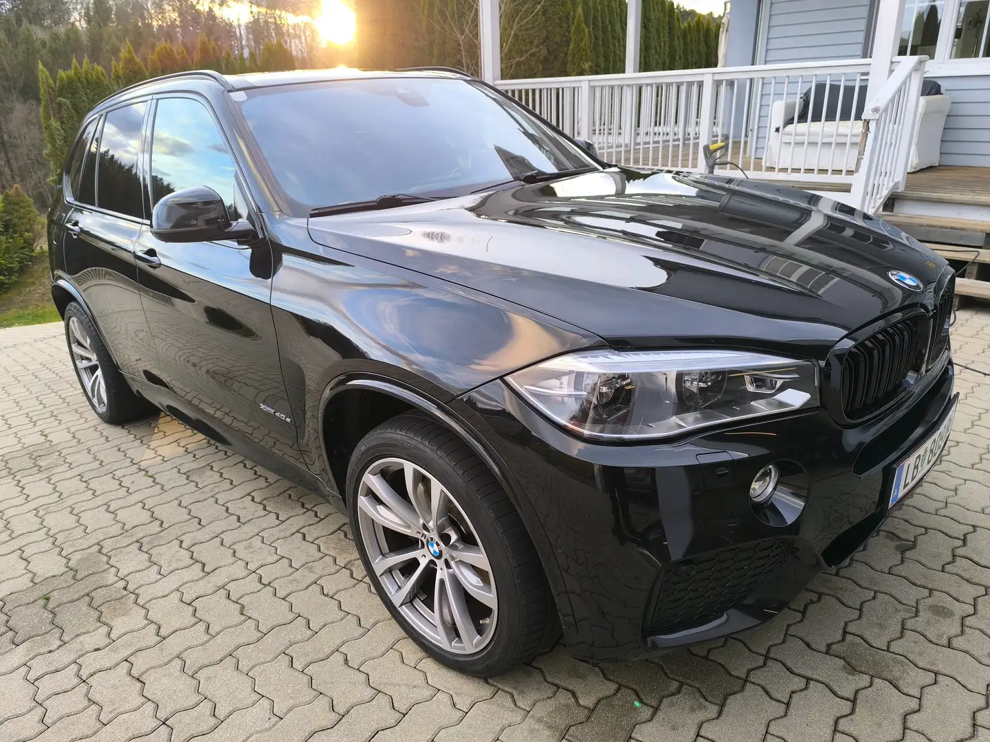 BMW X5 X5 PHEV xDrive40e Aut. Schwarz - 2