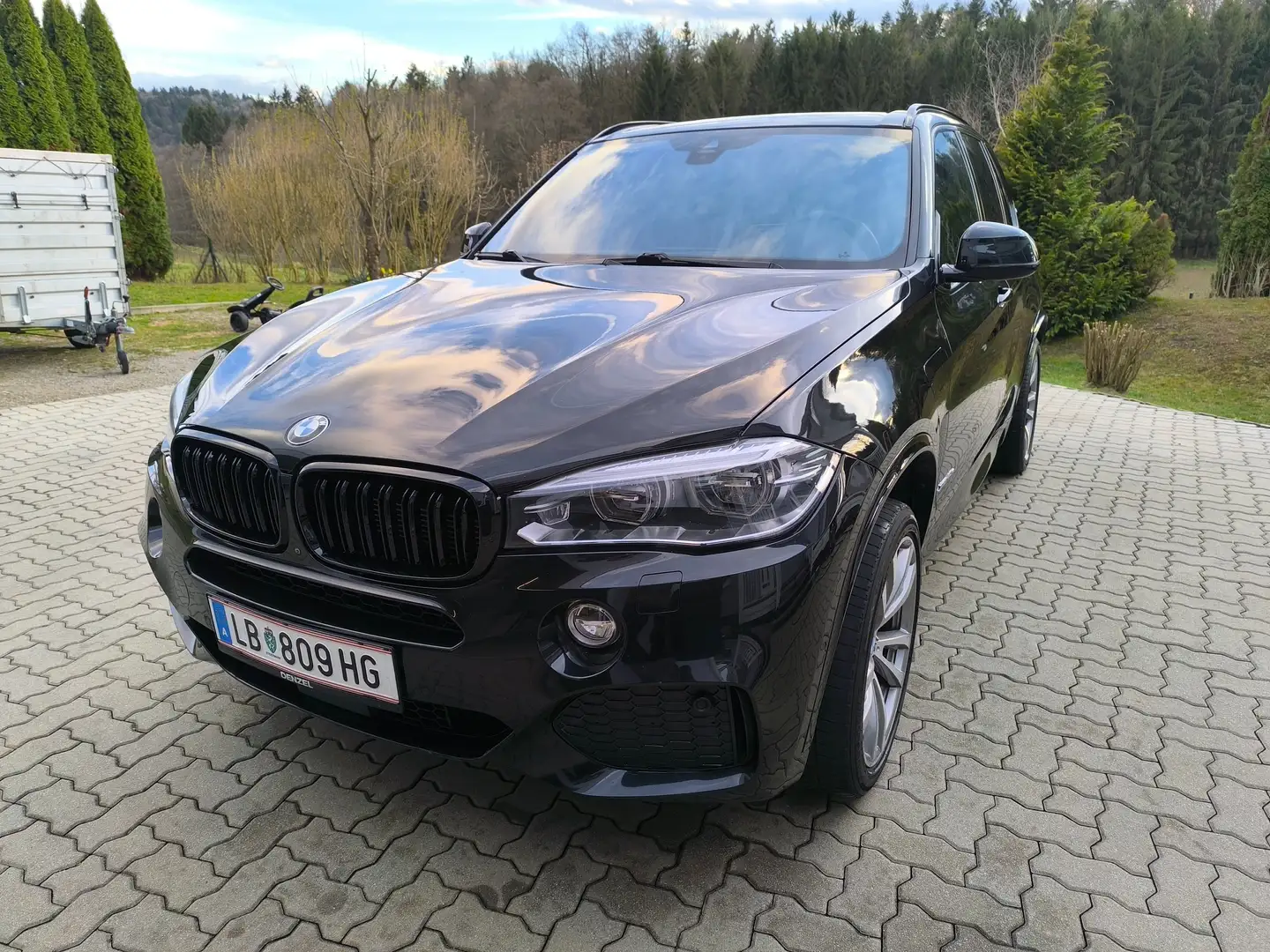 BMW X5 X5 PHEV xDrive40e Aut. Schwarz - 1
