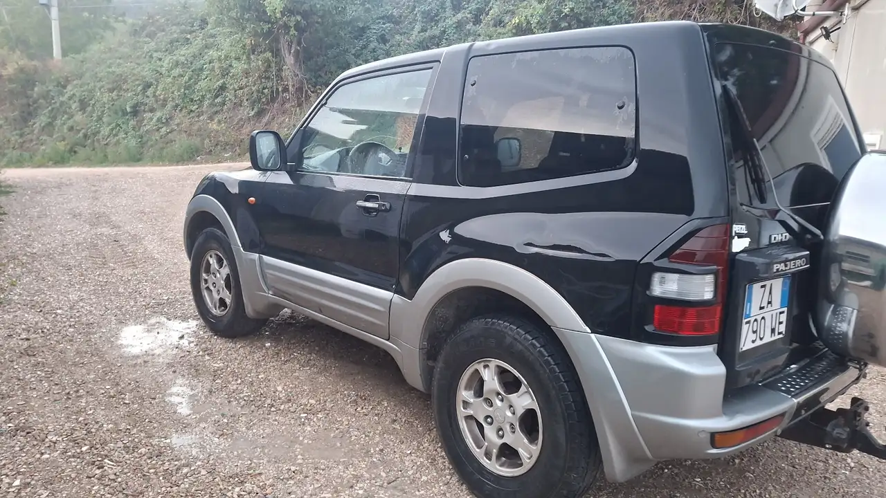 Mitsubishi Pajero 3p 3.2 tdi 16v di-d GLS-2, foto 2