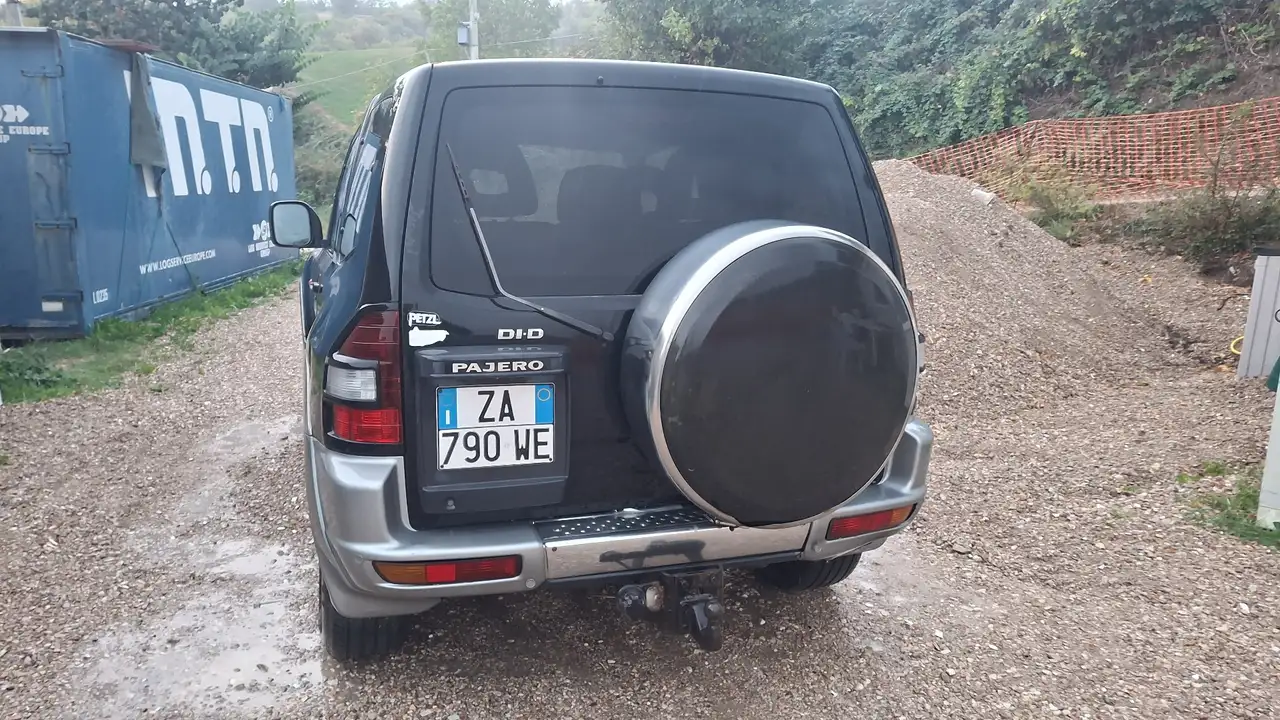 Mitsubishi Pajero 3p 3.2 tdi 16v di-d GLS-2, foto 3