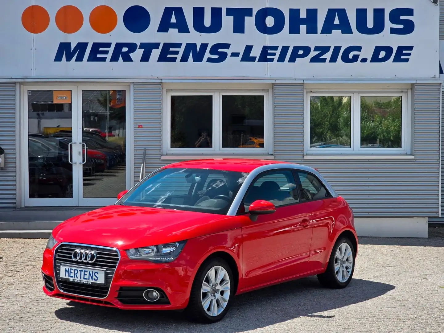 Audi A1 Ambition Keyless Klima SHZ PDC BT Tel Rot - 1