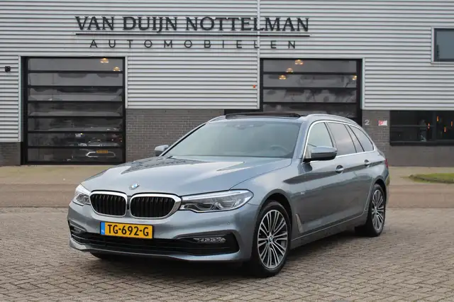 BMW 520 5-serie Touring 520d High Executive / Panoramadak