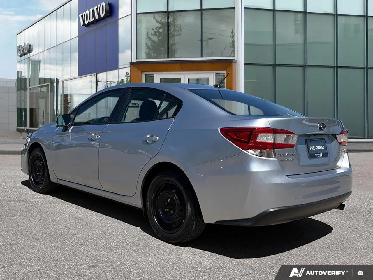 Subaru Impreza photo Subaru Impreza