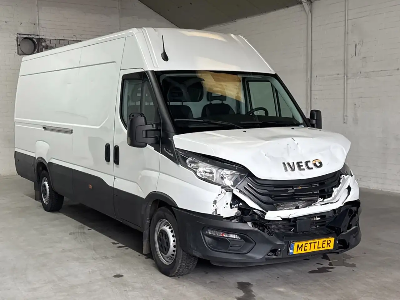 Iveco Daily 2024 — фото 7