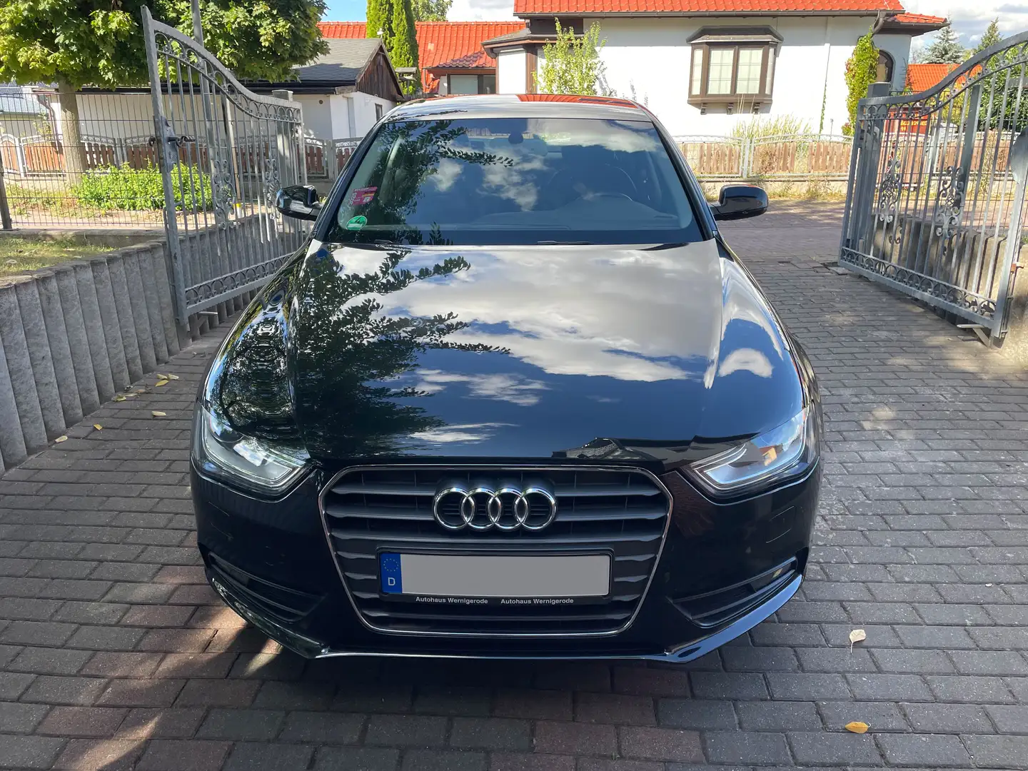 Audi A4 A4 1.8 TFSI Ambition Schwarz - 1