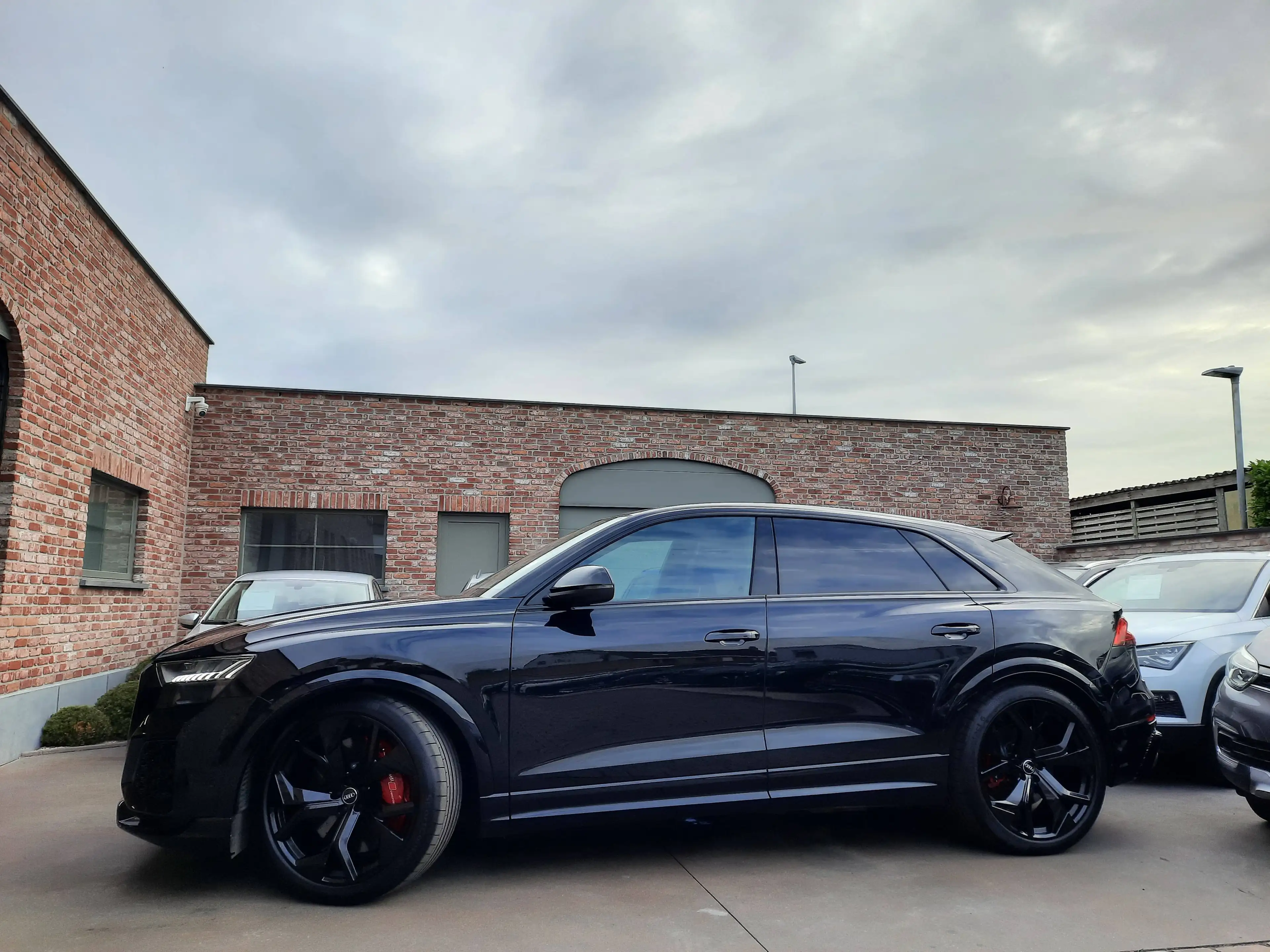 Audi RS Q8 Black Editie — photo 4