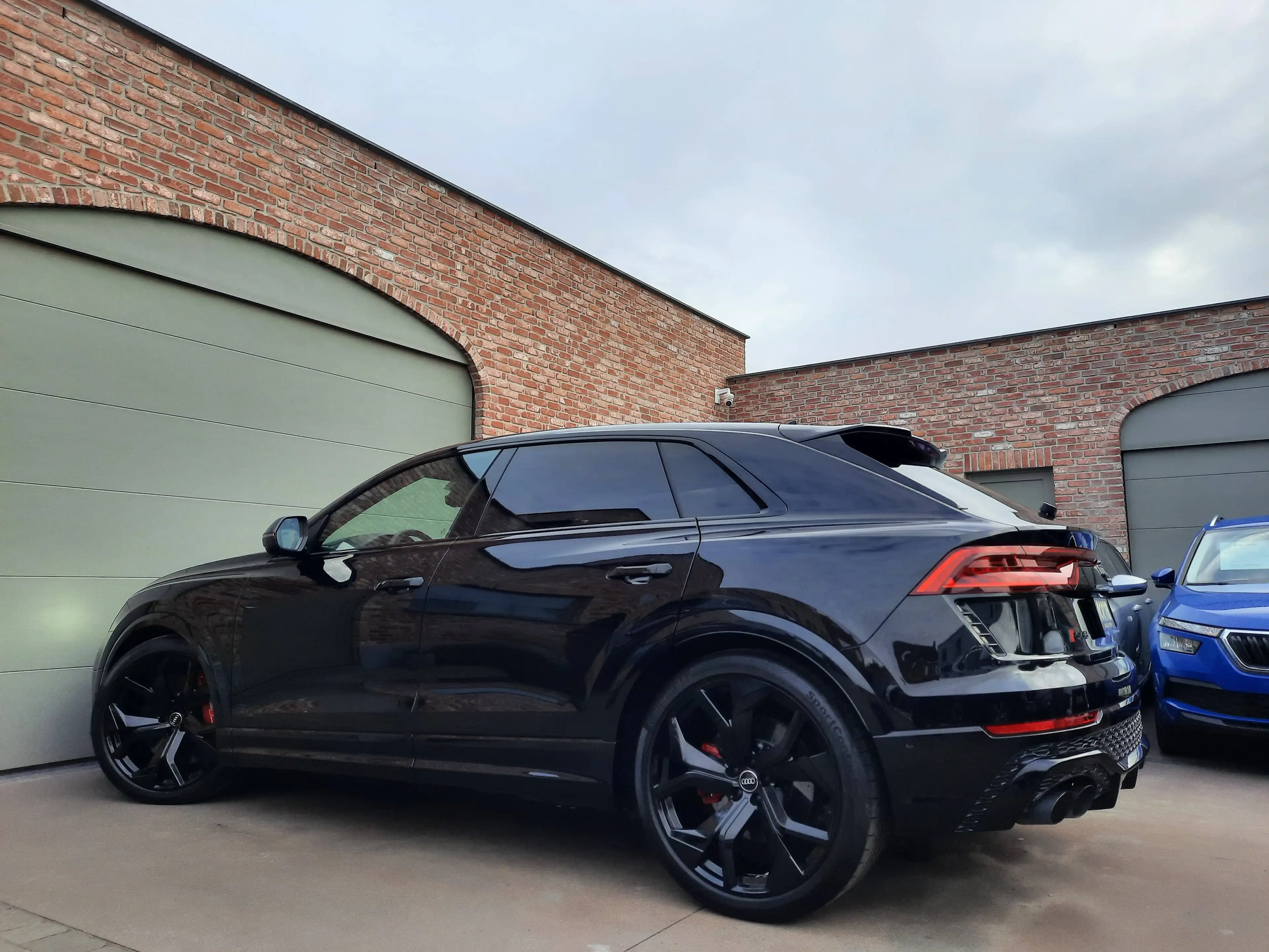 Audi RS Q8 Black Editie — photo 5