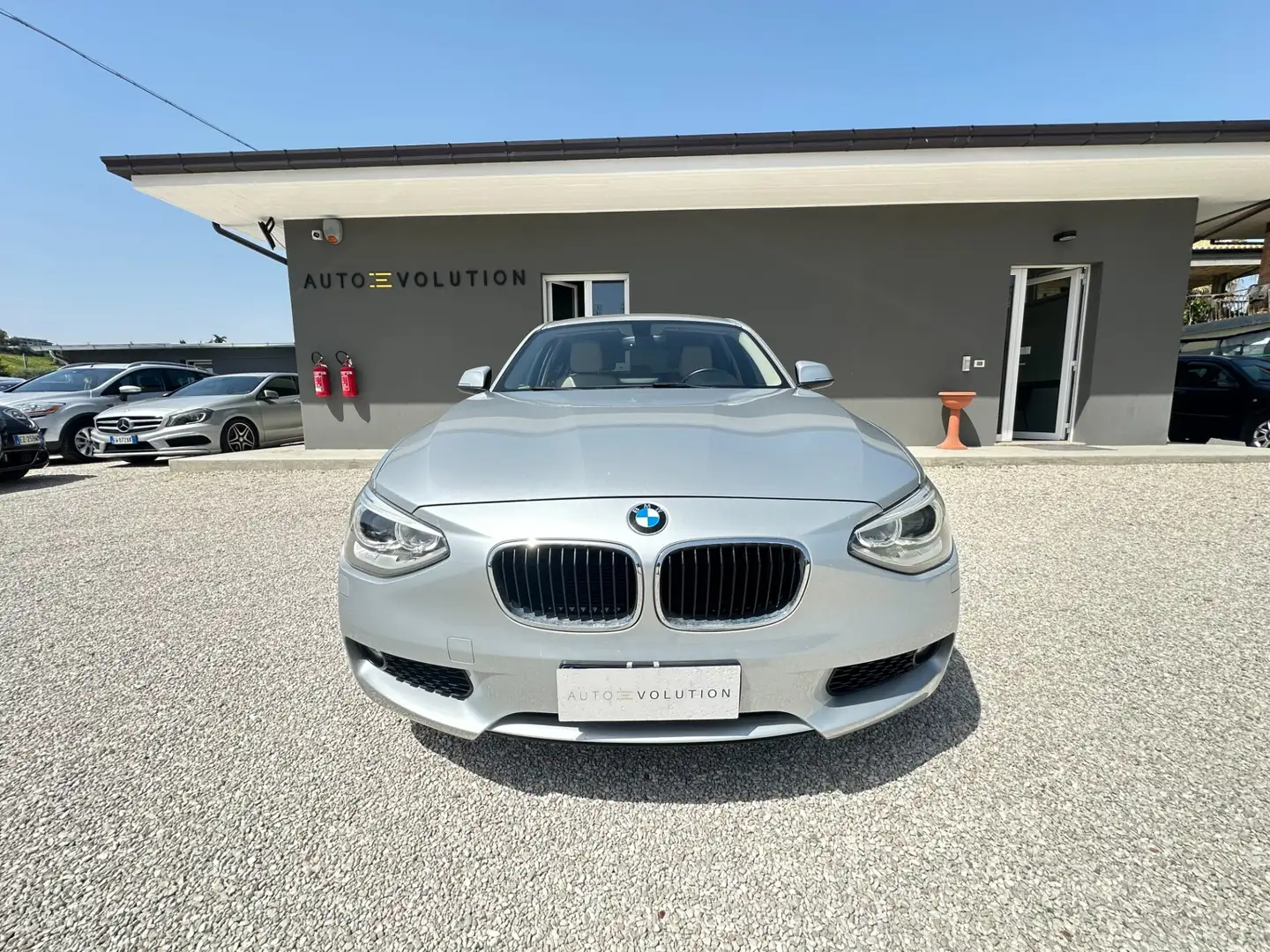 BMW 118 118d 143 cv 137.769 km pelle/navi/automatica Argento - 2