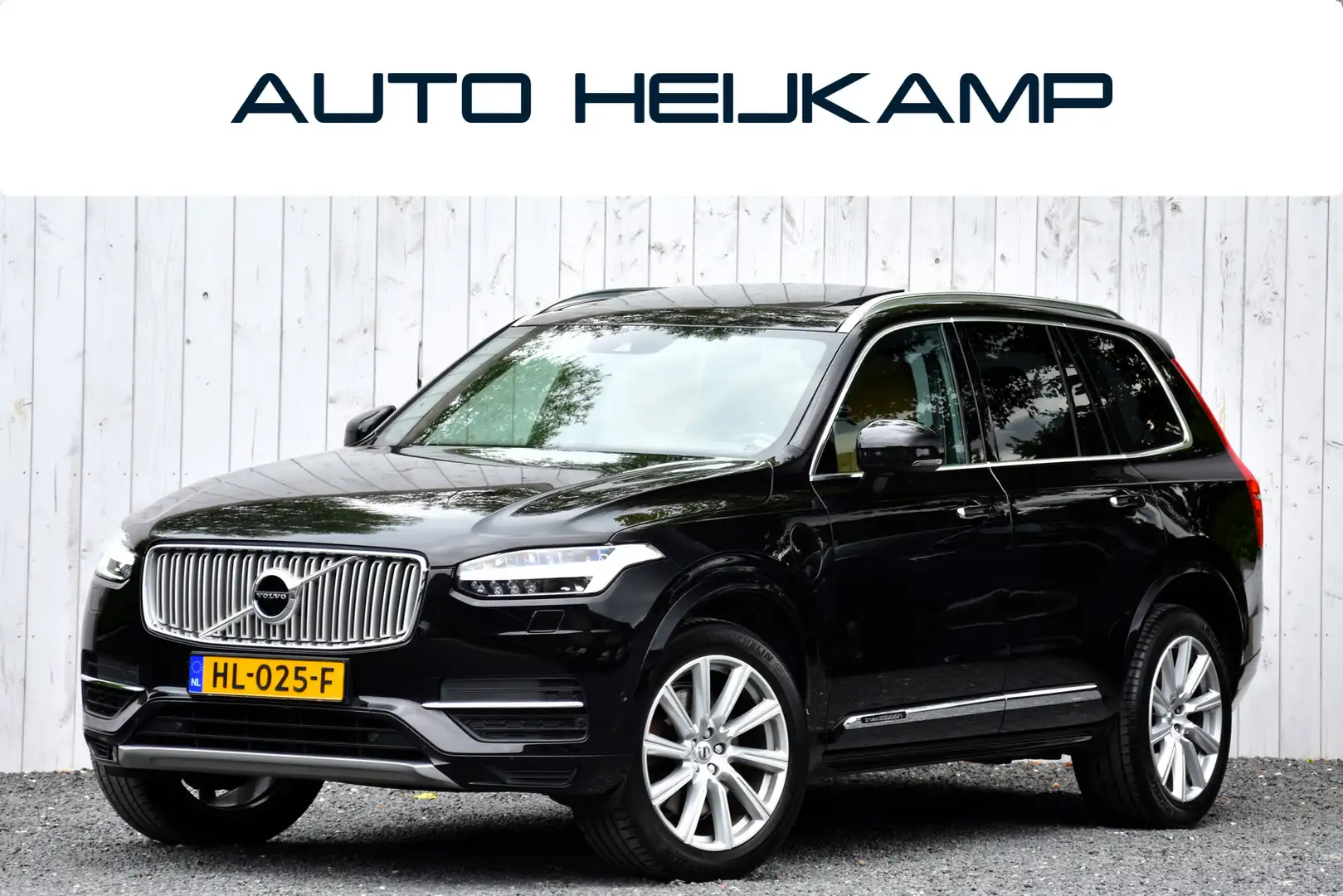 Volvo XC90 2.0 T8 Twin Engine AWD Inscription | Luchtvering | Zwart - 1