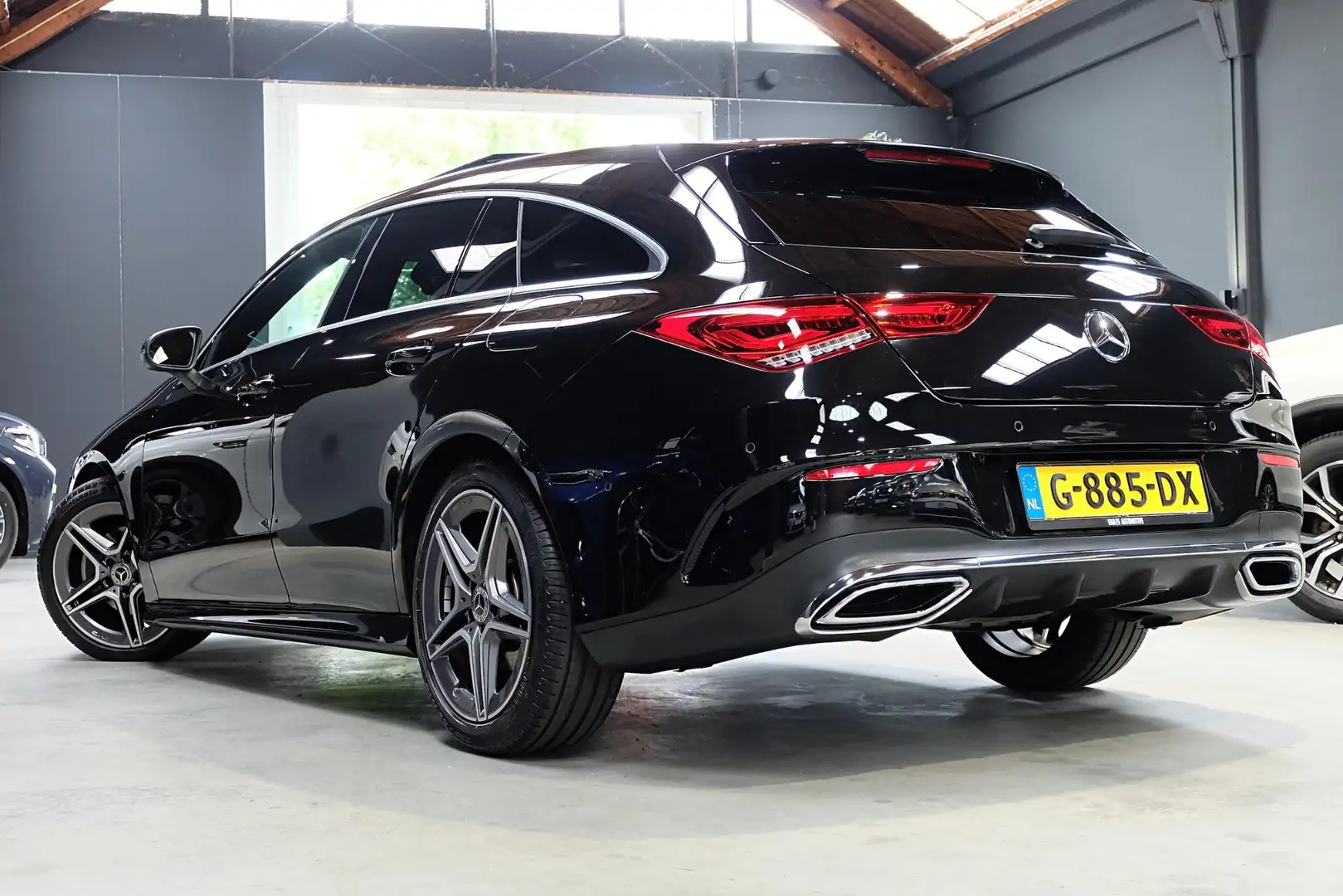 Mercedes-Benz CLA 180 Shooting Brake Advantage / AMG Line / Panodak / Bu Zwart - 2