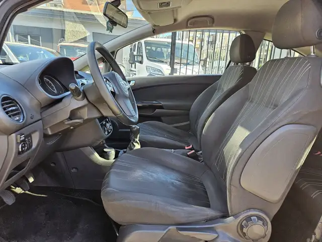 Opel Corsa view 6