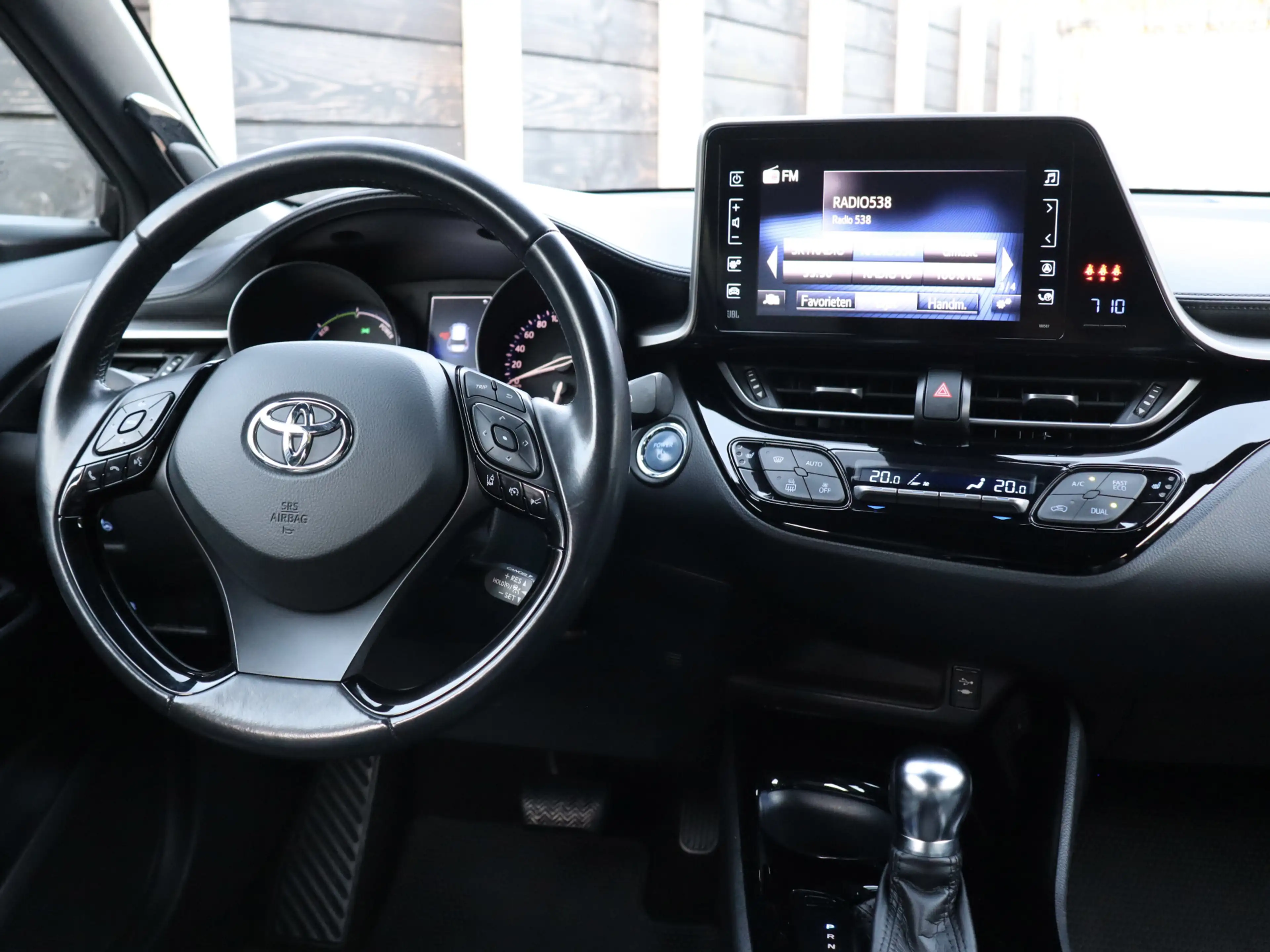 Toyota C-HR 1.8 Hybrid Adventure leder | dealer o.h. — photo 19