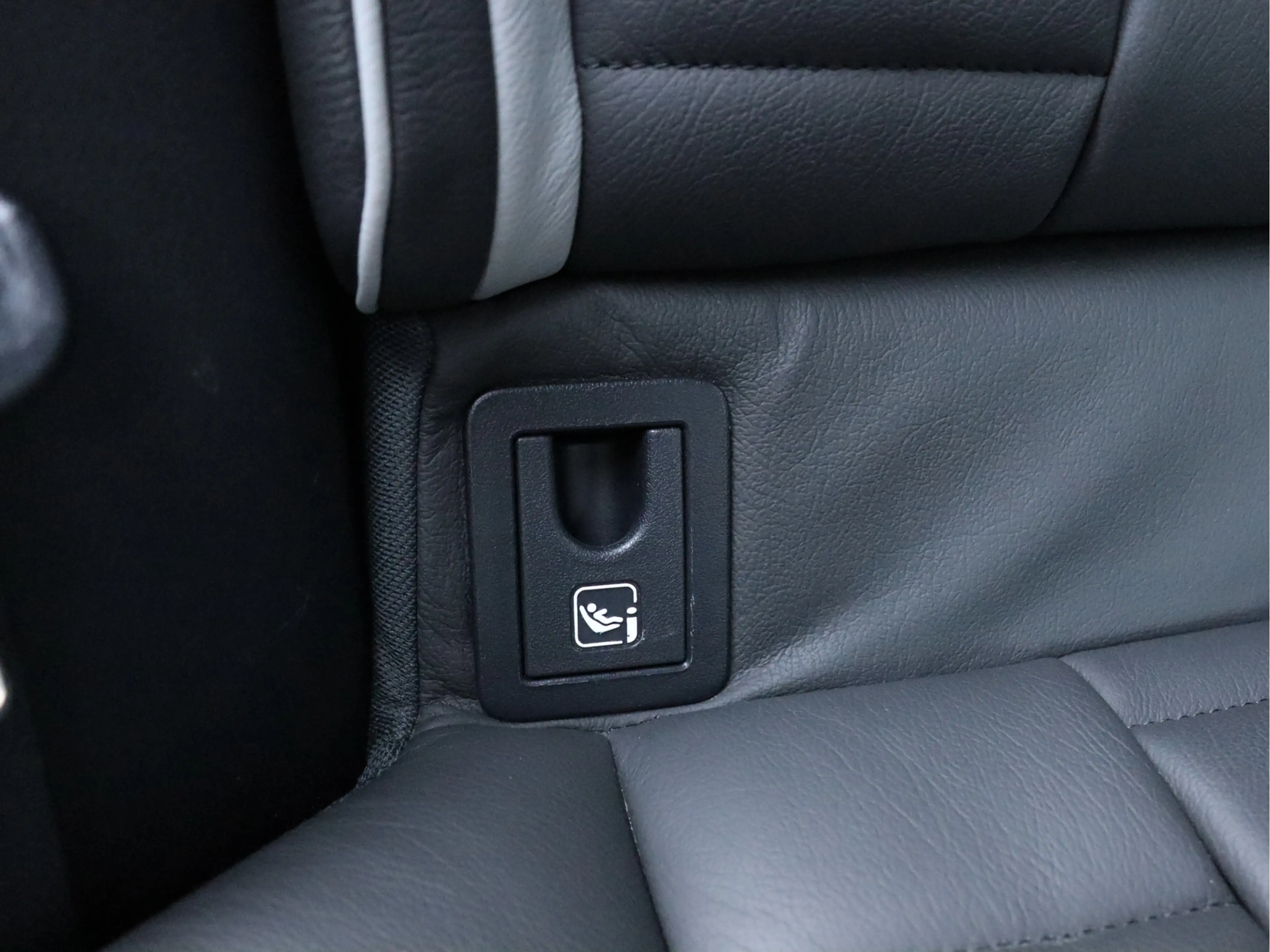 Toyota C-HR 1.8 Hybrid Adventure leder | dealer o.h. — photo 37
