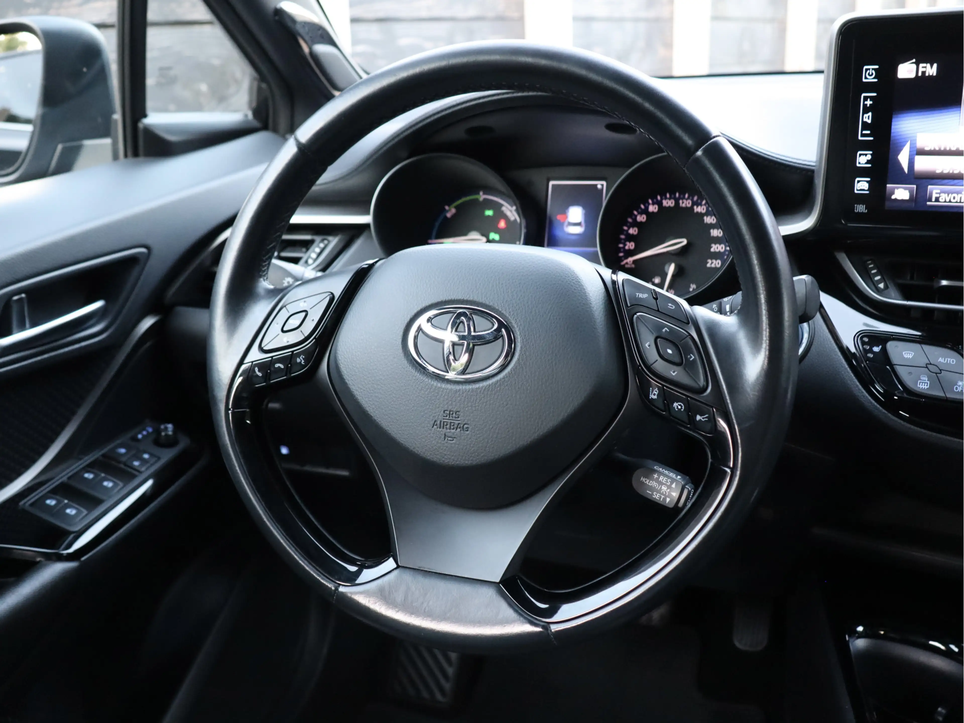 Toyota C-HR 1.8 Hybrid Adventure leder | dealer o.h. — photo 42