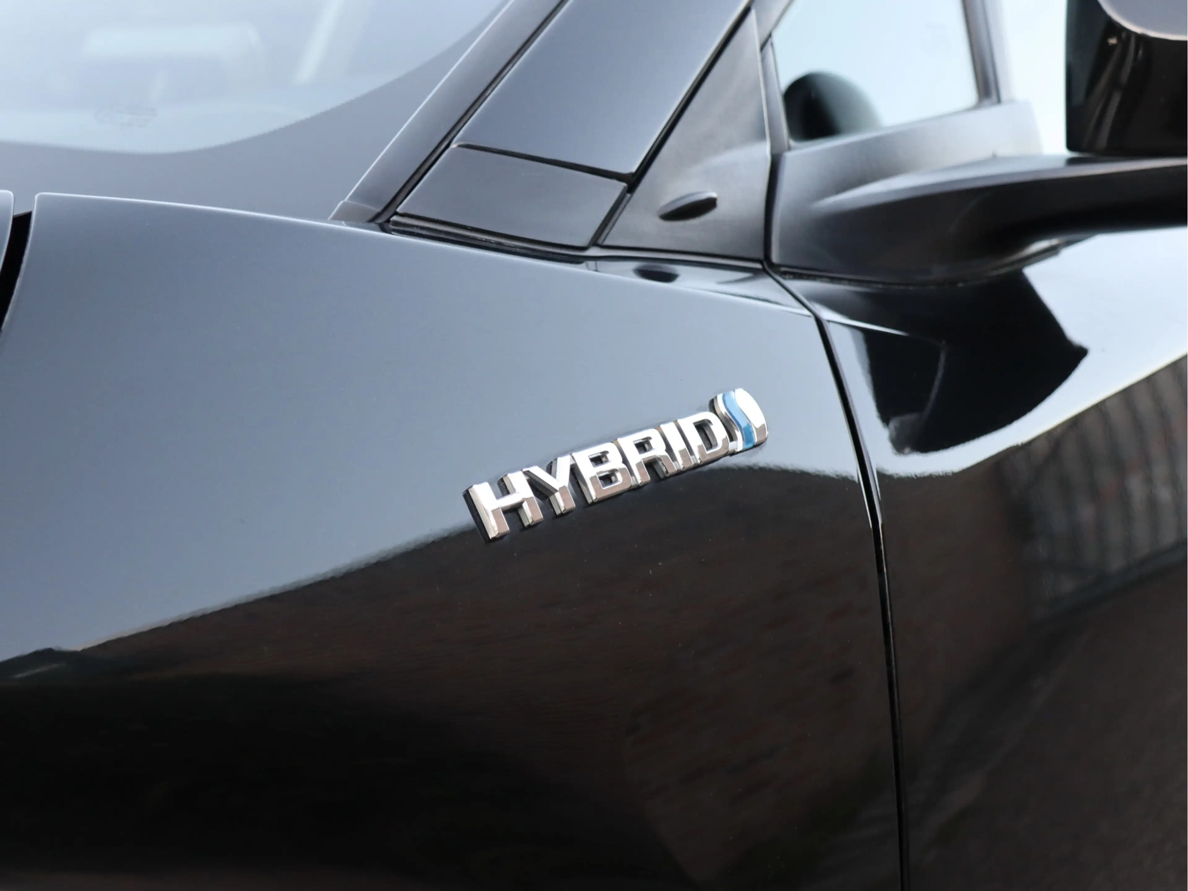 Toyota C-HR 1.8 Hybrid Adventure leder | dealer o.h. — photo 3