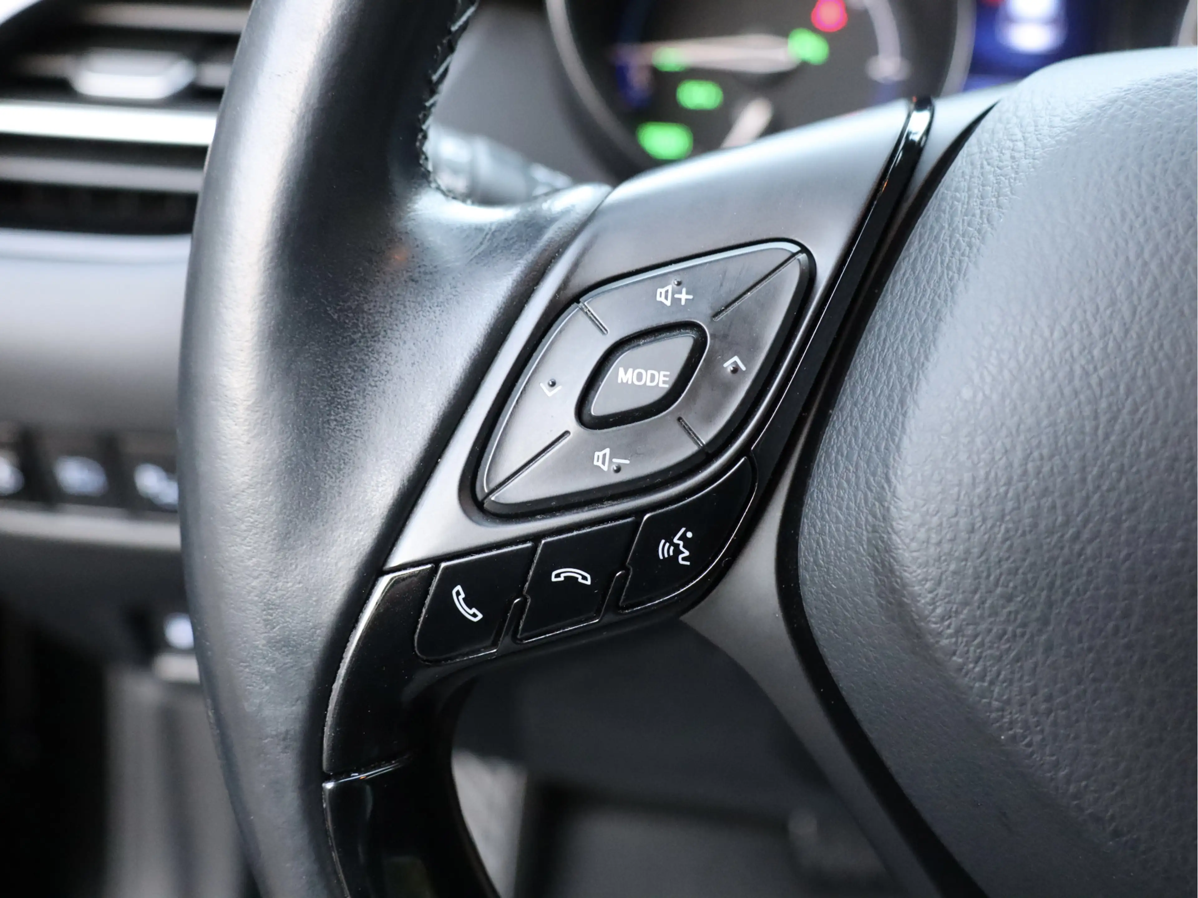 Toyota C-HR 1.8 Hybrid Adventure leder | dealer o.h. — photo 43