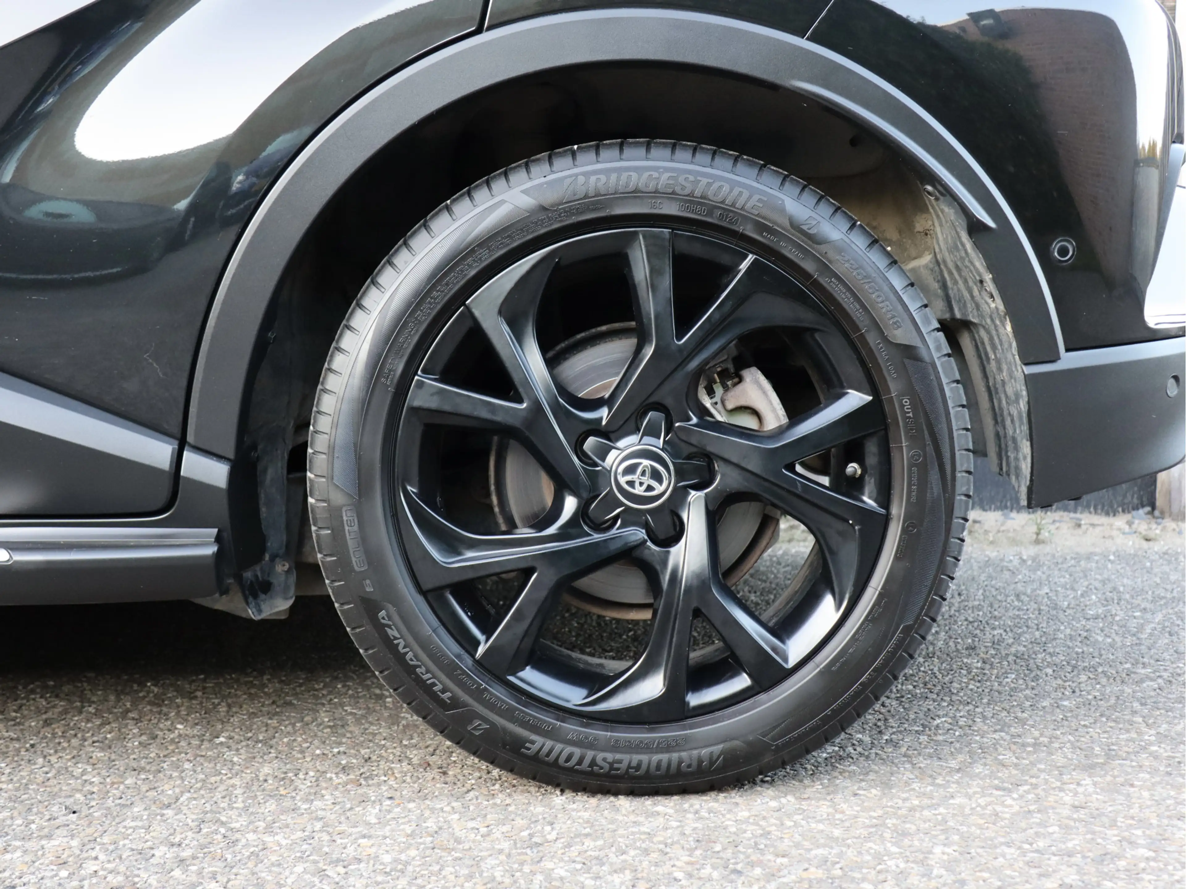 Toyota C-HR 1.8 Hybrid Adventure leder | dealer o.h. — photo 16