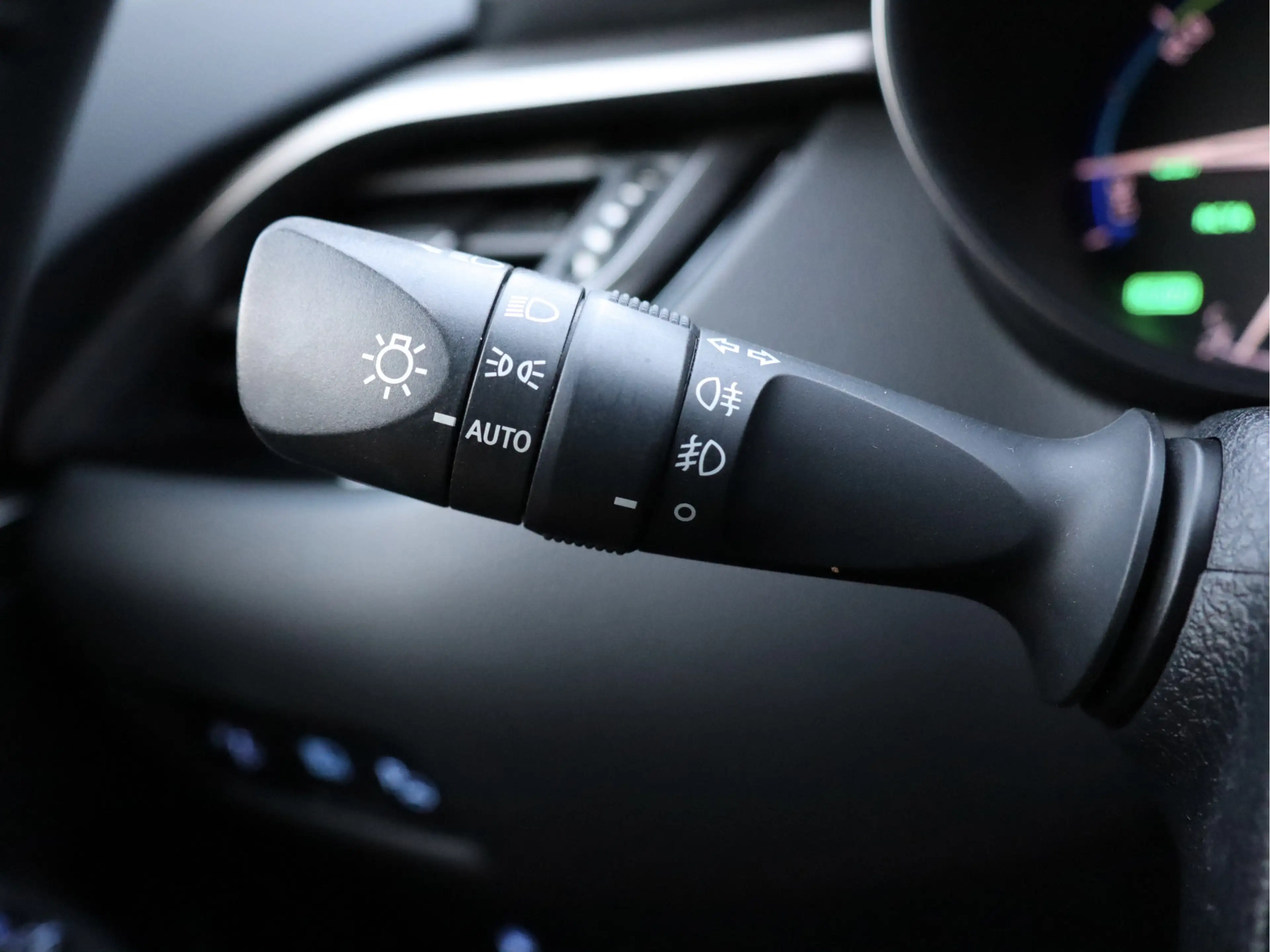Toyota C-HR 1.8 Hybrid Adventure leder | dealer o.h. — photo 46