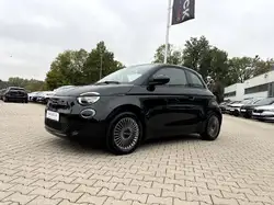 Fiat 500 Icon *Navi Kamera Klima ACC Alu PDC DAB+*
