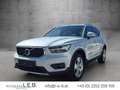 Volvo XC40 T2 Momentum Pro Geartronic Silber - thumbnail 1
