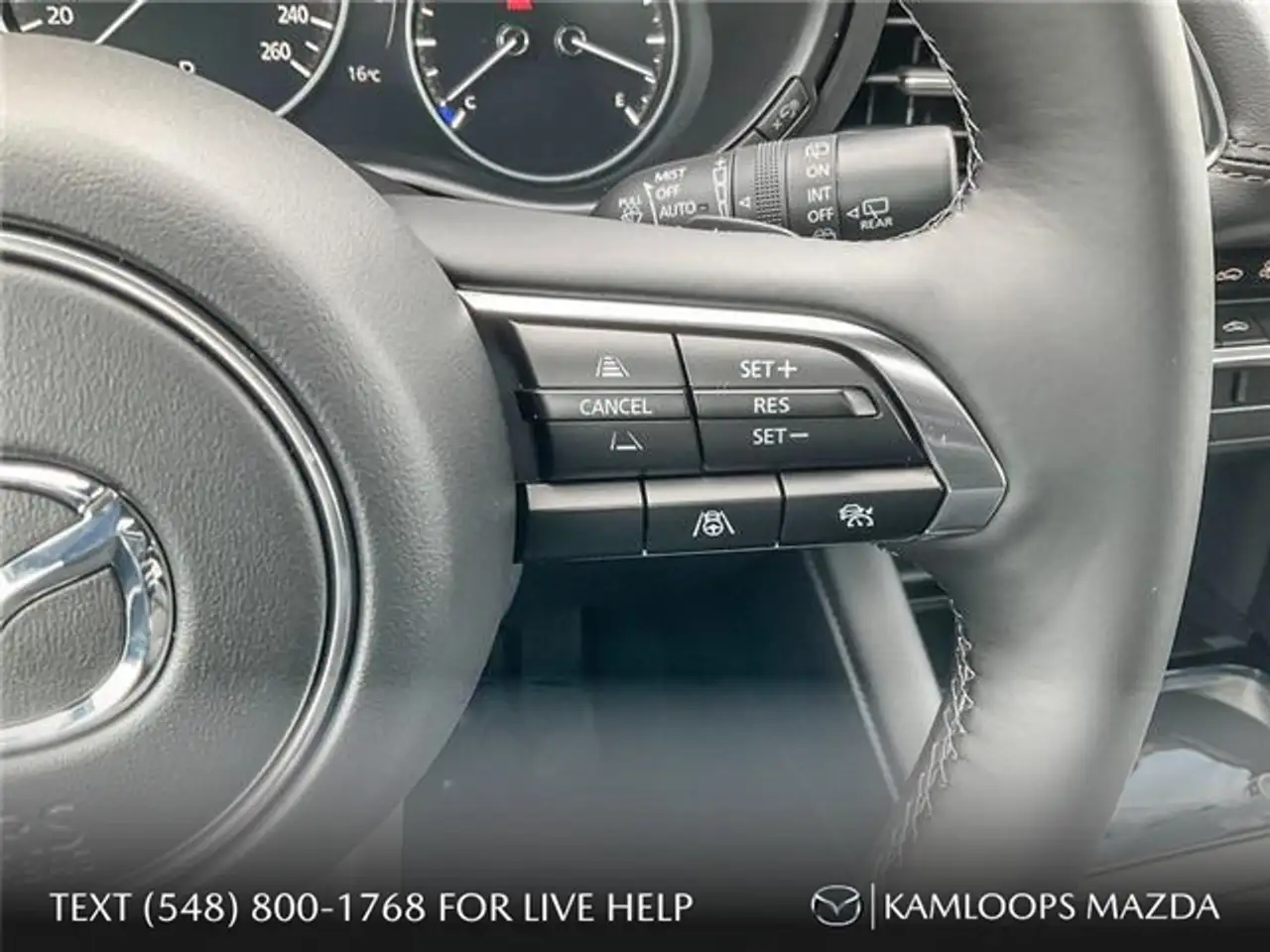 Mazda 3 снимка Mazda 3