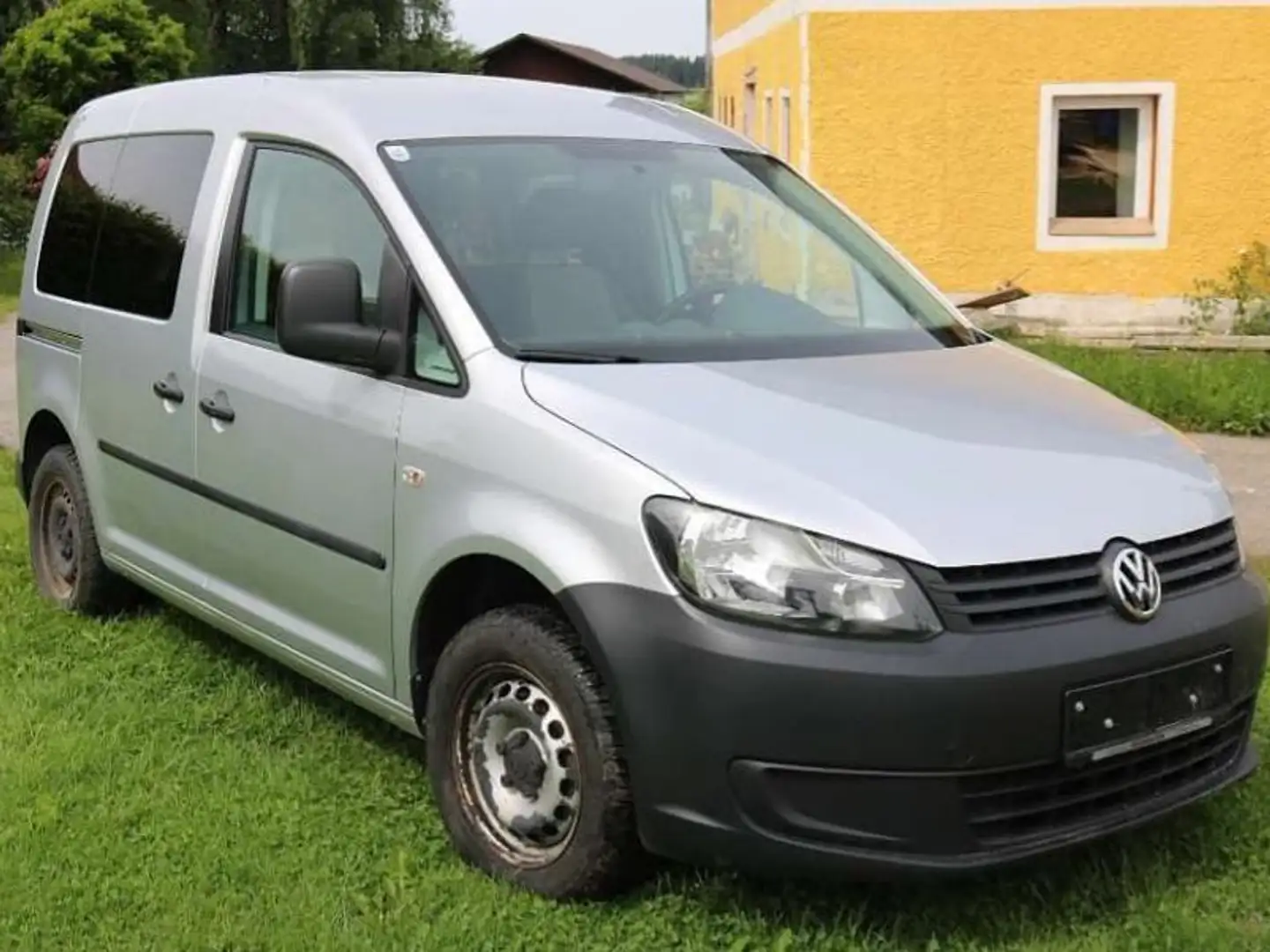 Volkswagen Caddy Kombi 1,6 TDI DPF Silber - 2