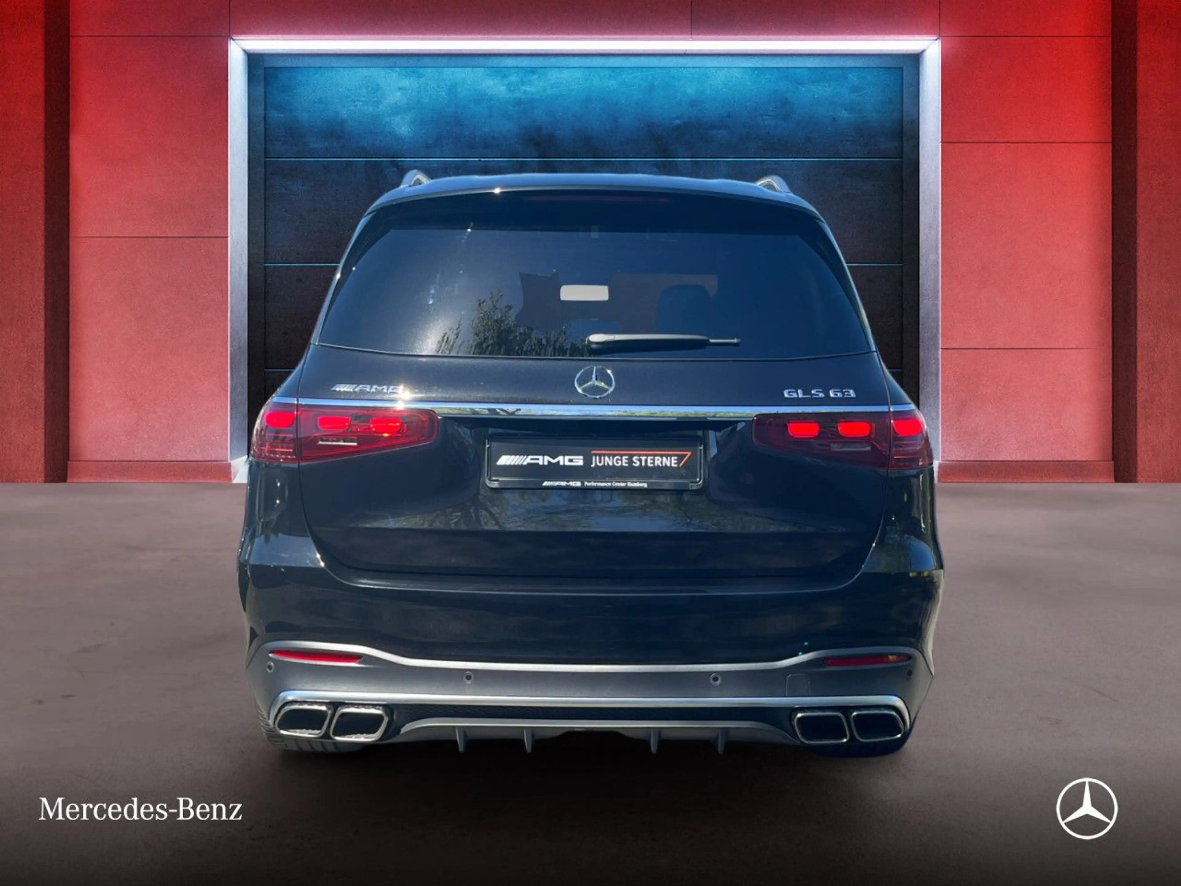 Mercedes-Benz GLS 63 AMG GLS 63 4M PANO+360+AHK+MULTIBEAM+HUD+SITZKLIMA+9G — photo 4