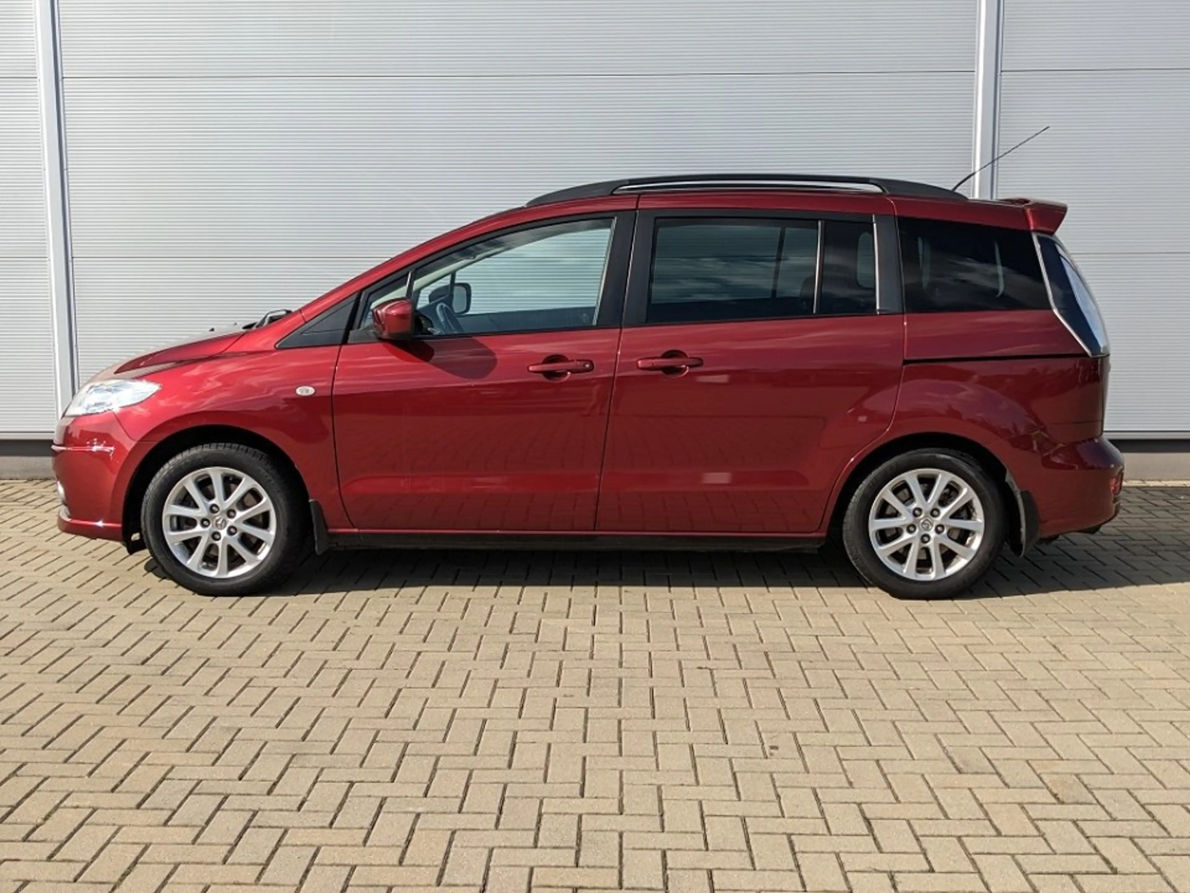 Mazda 5 2.0l Active AHK 7 Sitze PDC — photo 2