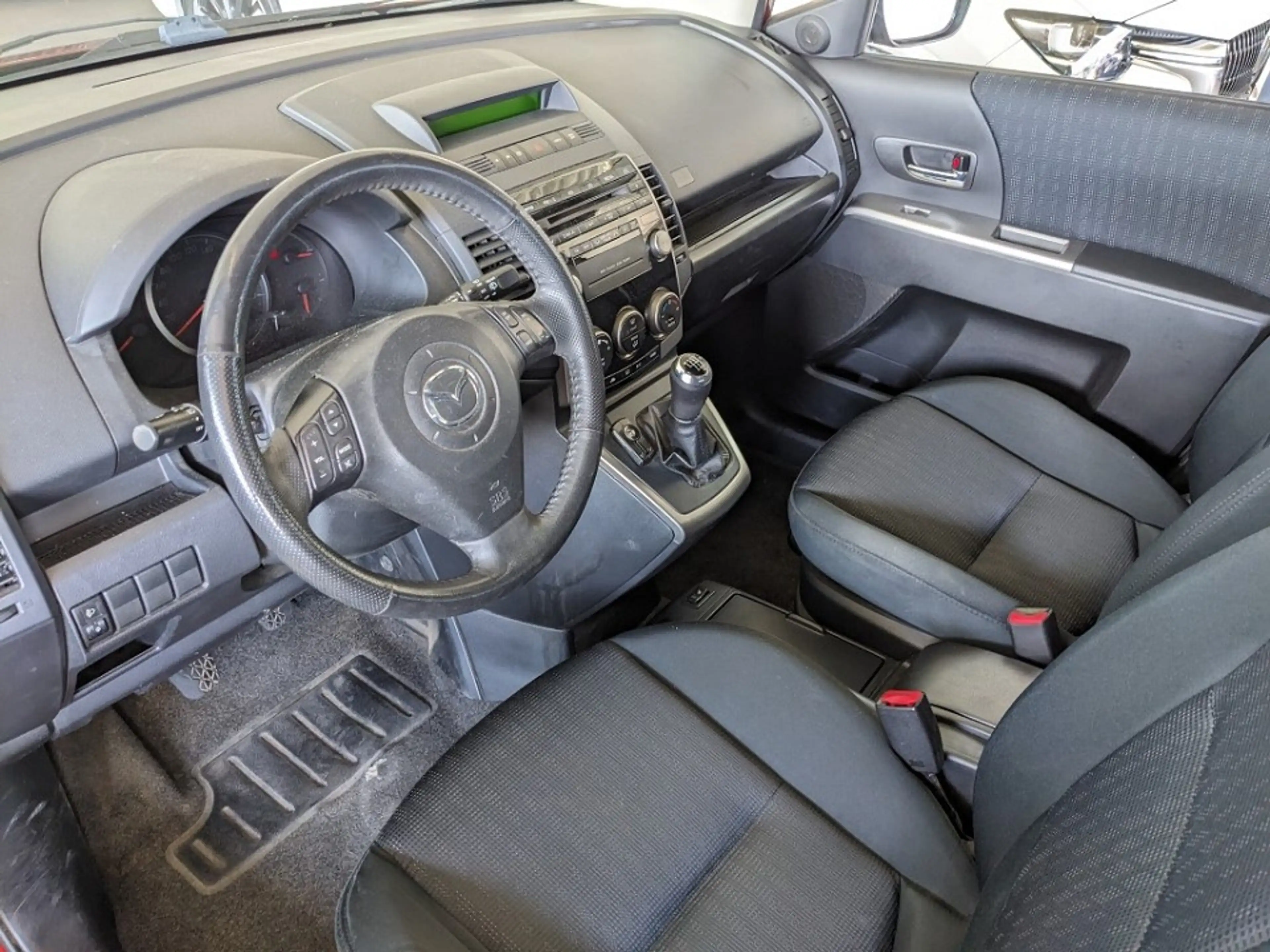 Mazda 5 2.0l Active AHK 7 Sitze PDC — photo 8