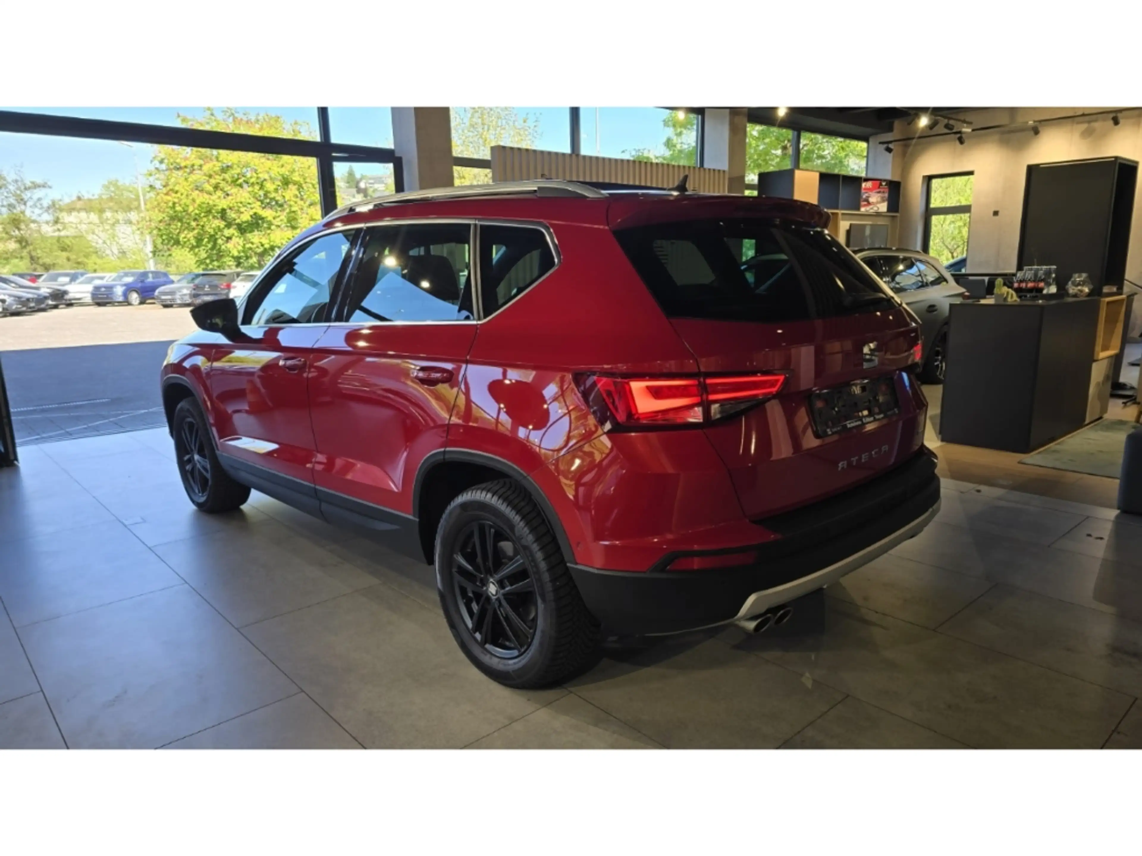 SEAT Ateca Xcellence 2.0 TSI 4Drive AHK Pano Top View — photo 3
