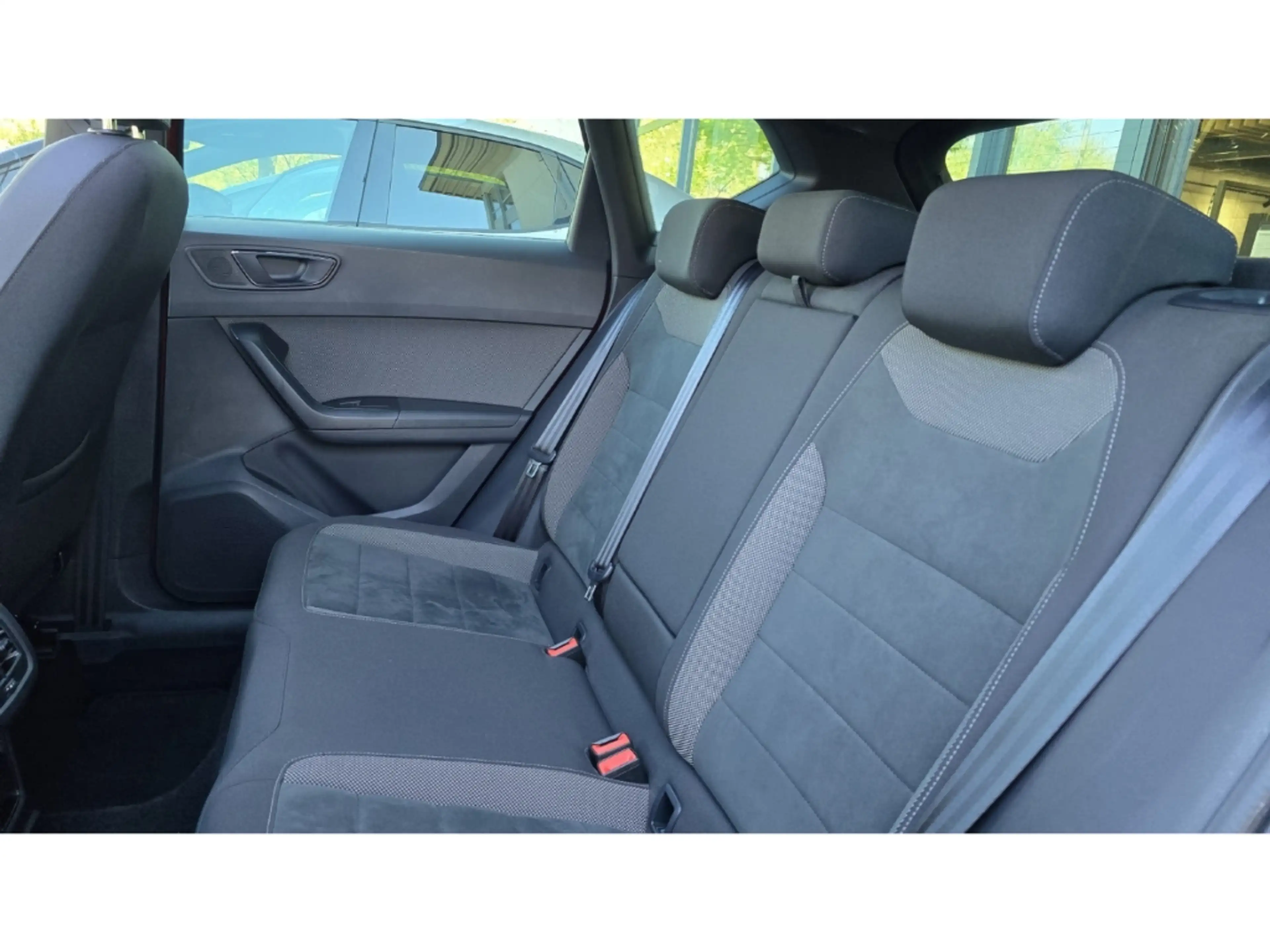 SEAT Ateca Xcellence 2.0 TSI 4Drive AHK Pano Top View — photo 14