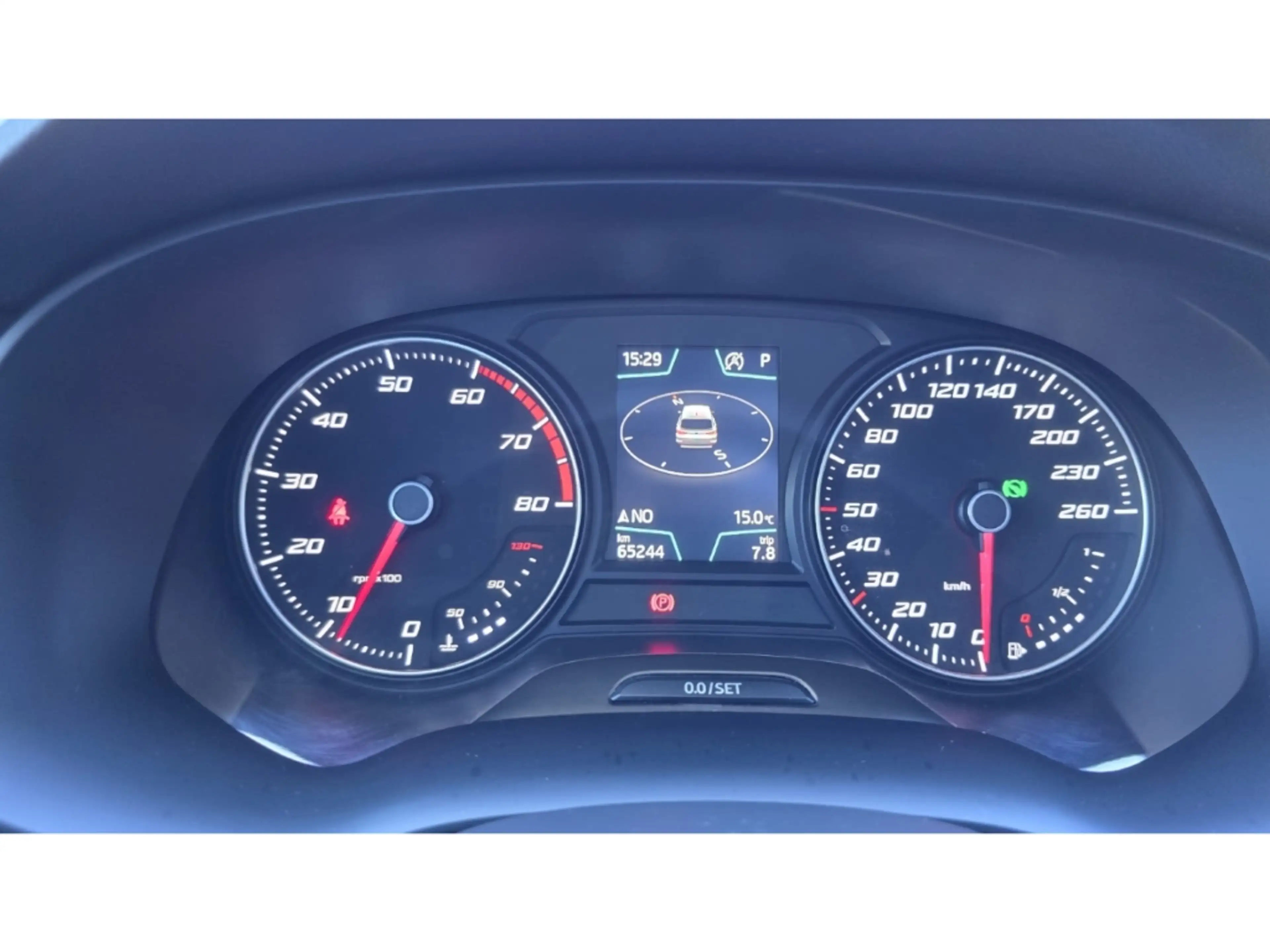 SEAT Ateca Xcellence 2.0 TSI 4Drive AHK Pano Top View — photo 10