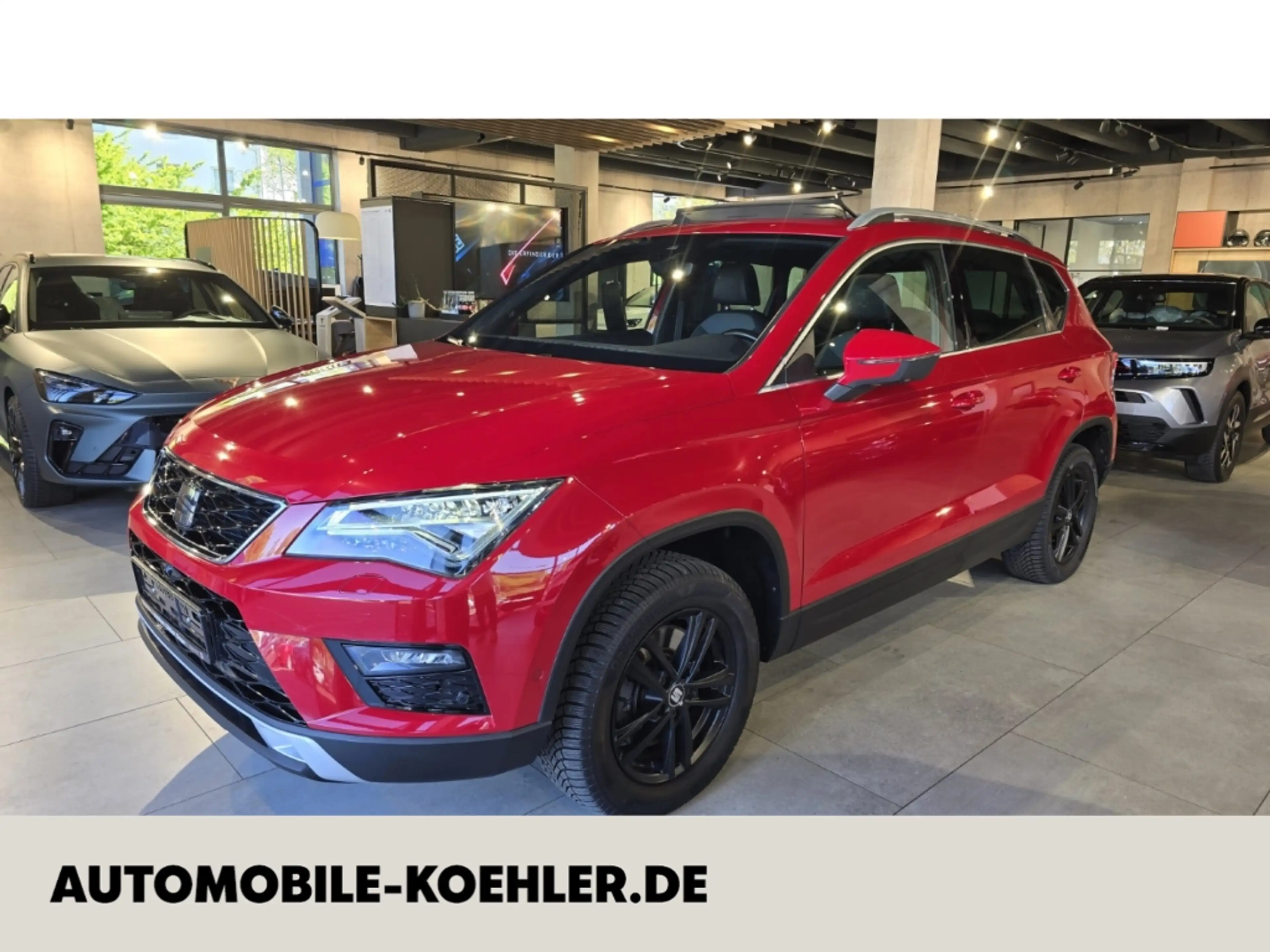 SEAT Ateca Xcellence 2.0 TSI 4Drive AHK Pano Top View
