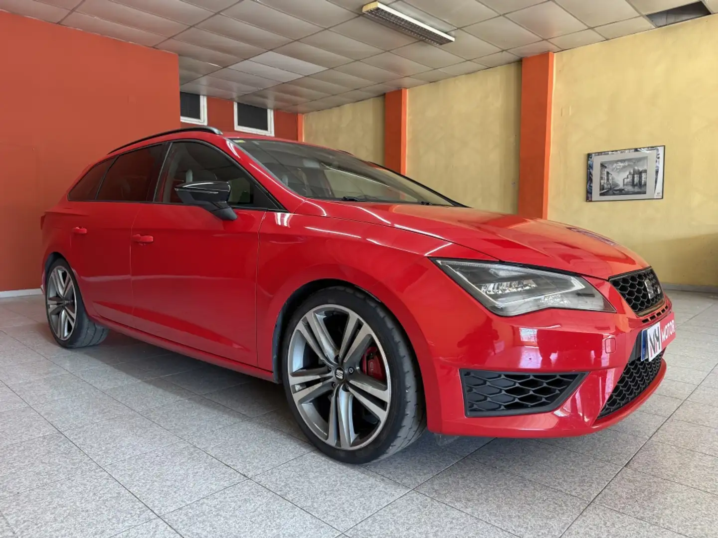 SEAT Leon ST 2.0 TSI S&S Cupra 290 Rojo - 1