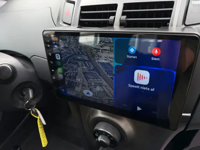 Toyota Yaris view 16