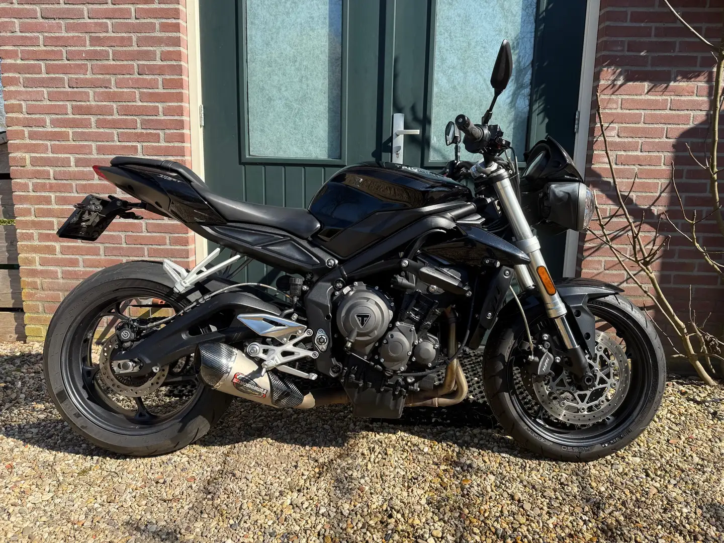 Triumph Street Triple S - 2