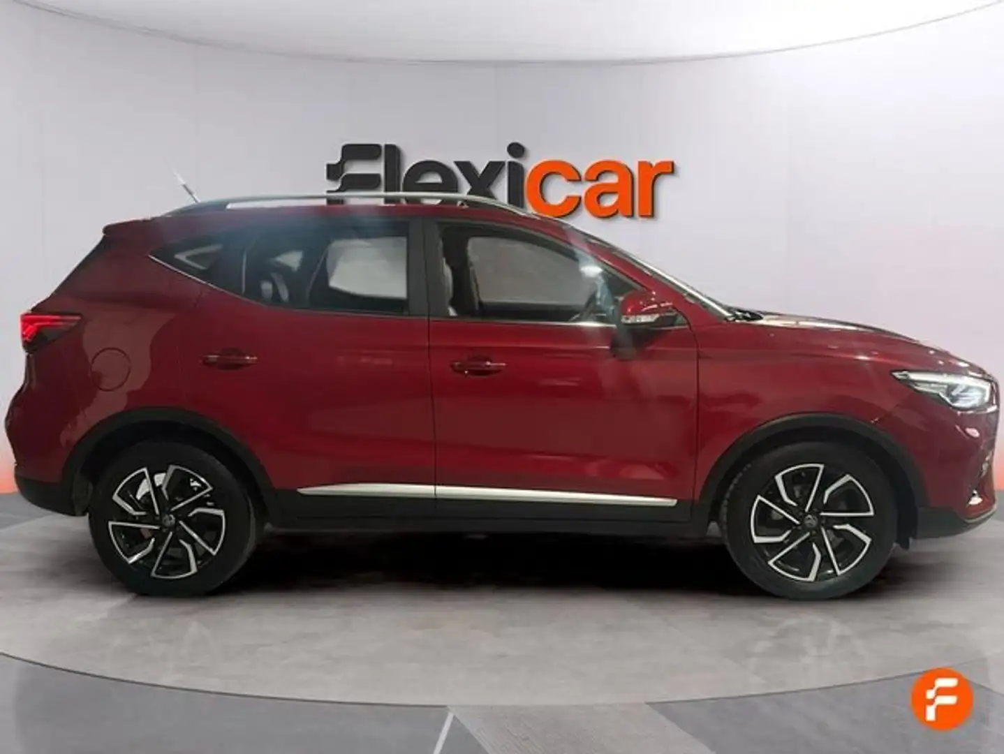 MG ZS 1.5 Luxury Rojo - 2